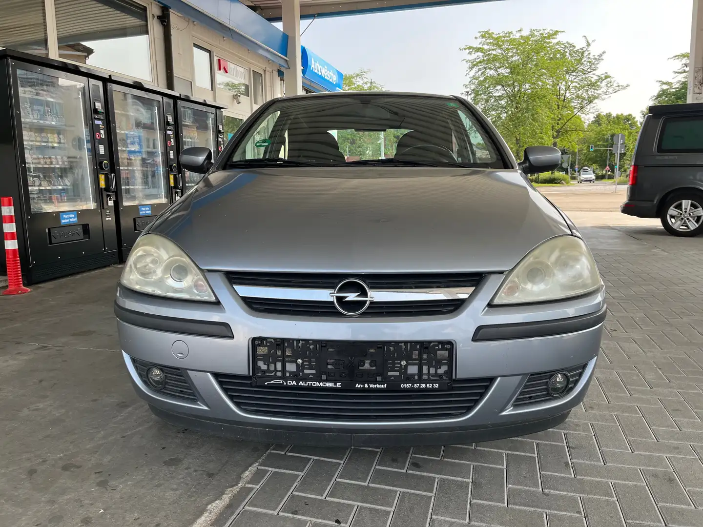 Opel Corsa 1.2 16V Grau - 2