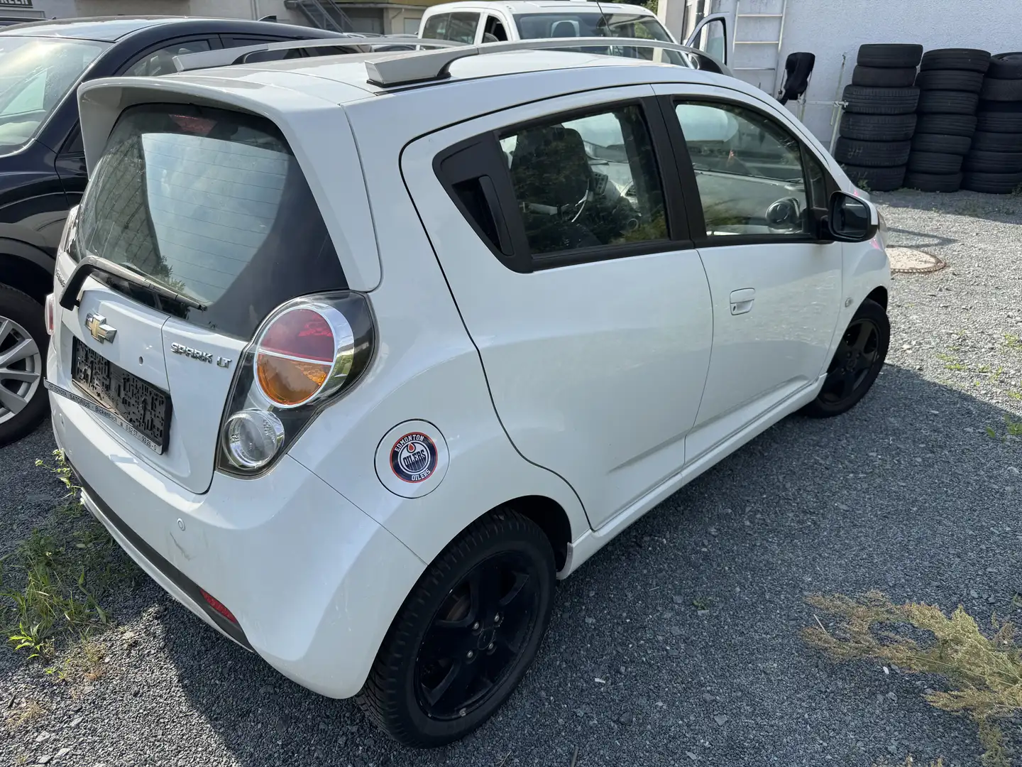 Chevrolet Spark LT *TÜV NEU* KLIMAA EURO5 USB AUX ALLWETTER PDC Weiß - 2