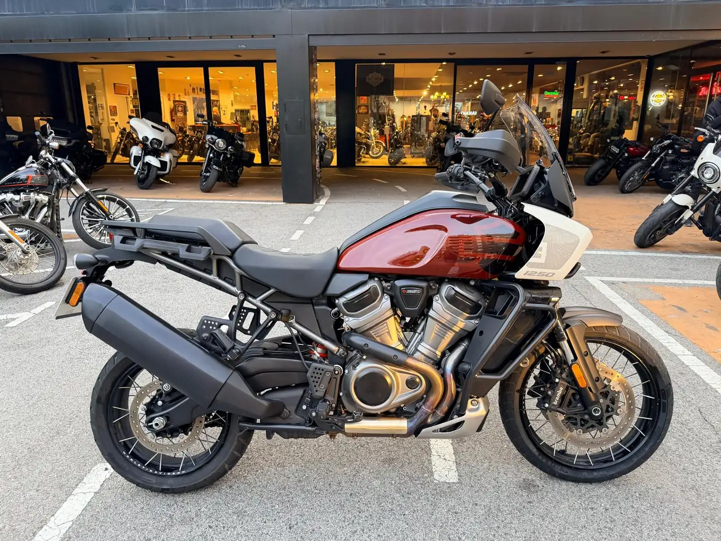 Harley-Davidson Pan America SPECIAL ARH WHEELS Rojo - 1