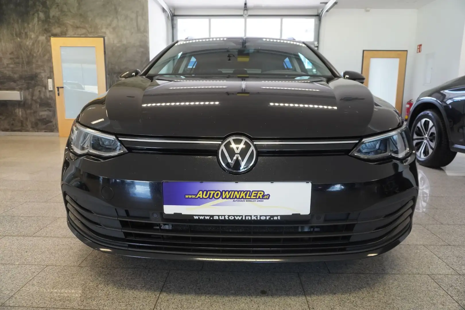 Volkswagen Golf Variant 2,0 TDI Life Navi/Keyless/Kamera/LED Schwarz - 2