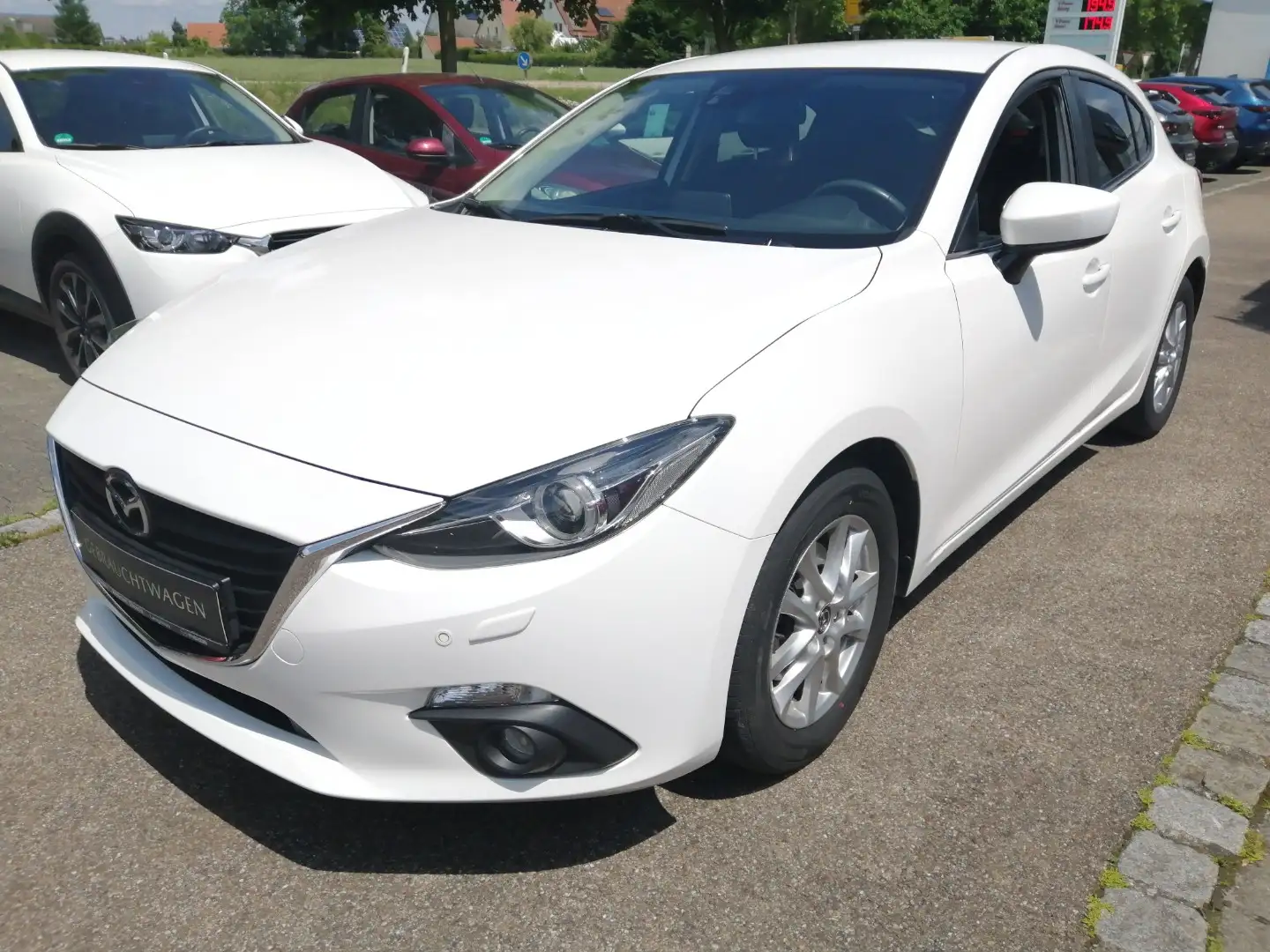 Mazda 3 SKYACTIV-G 120 Weiß - 1