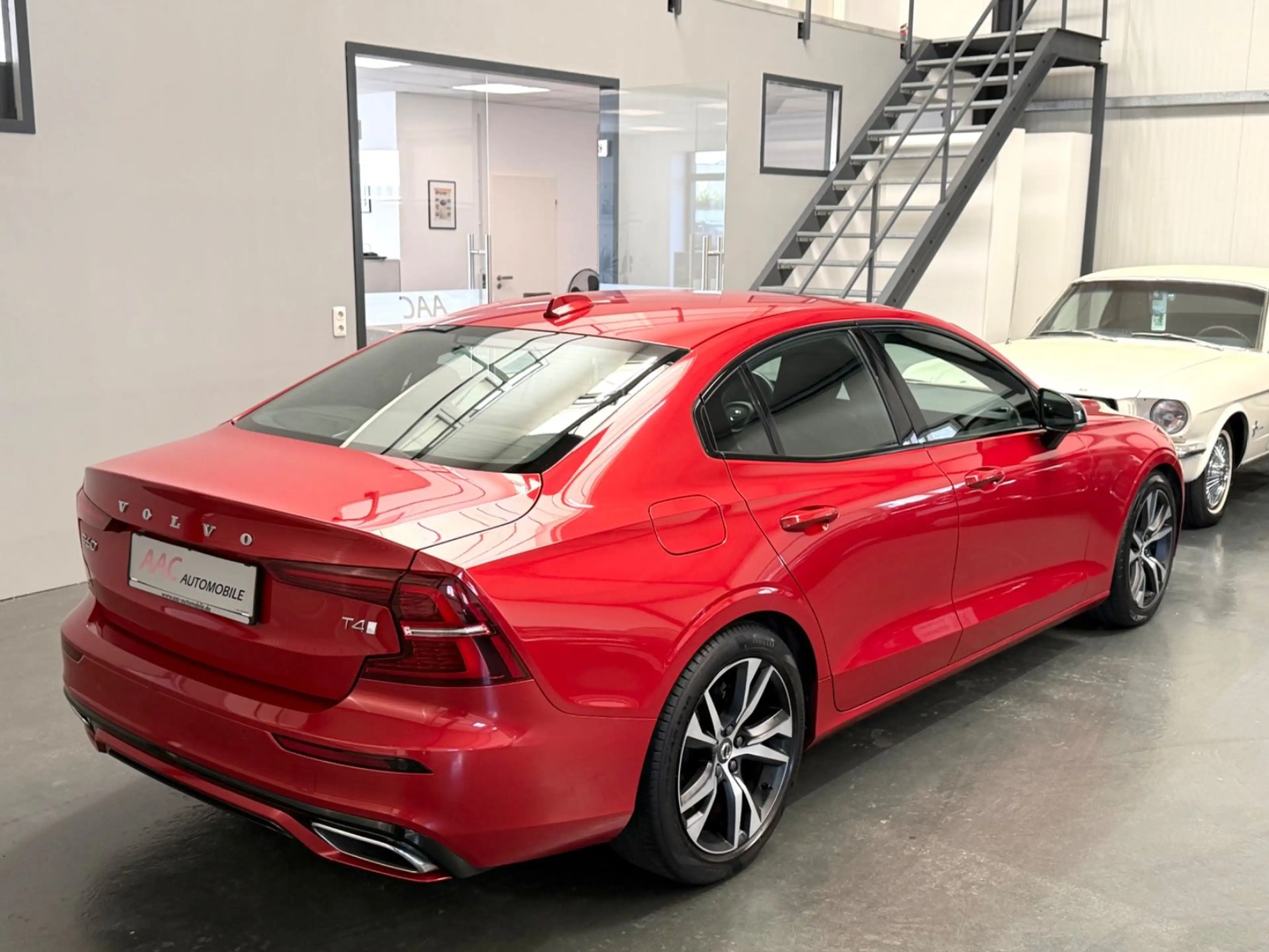 Volvo S60 Lim. R Design/ACC/Leder/AHK/Memory/CarPlay — photo 10