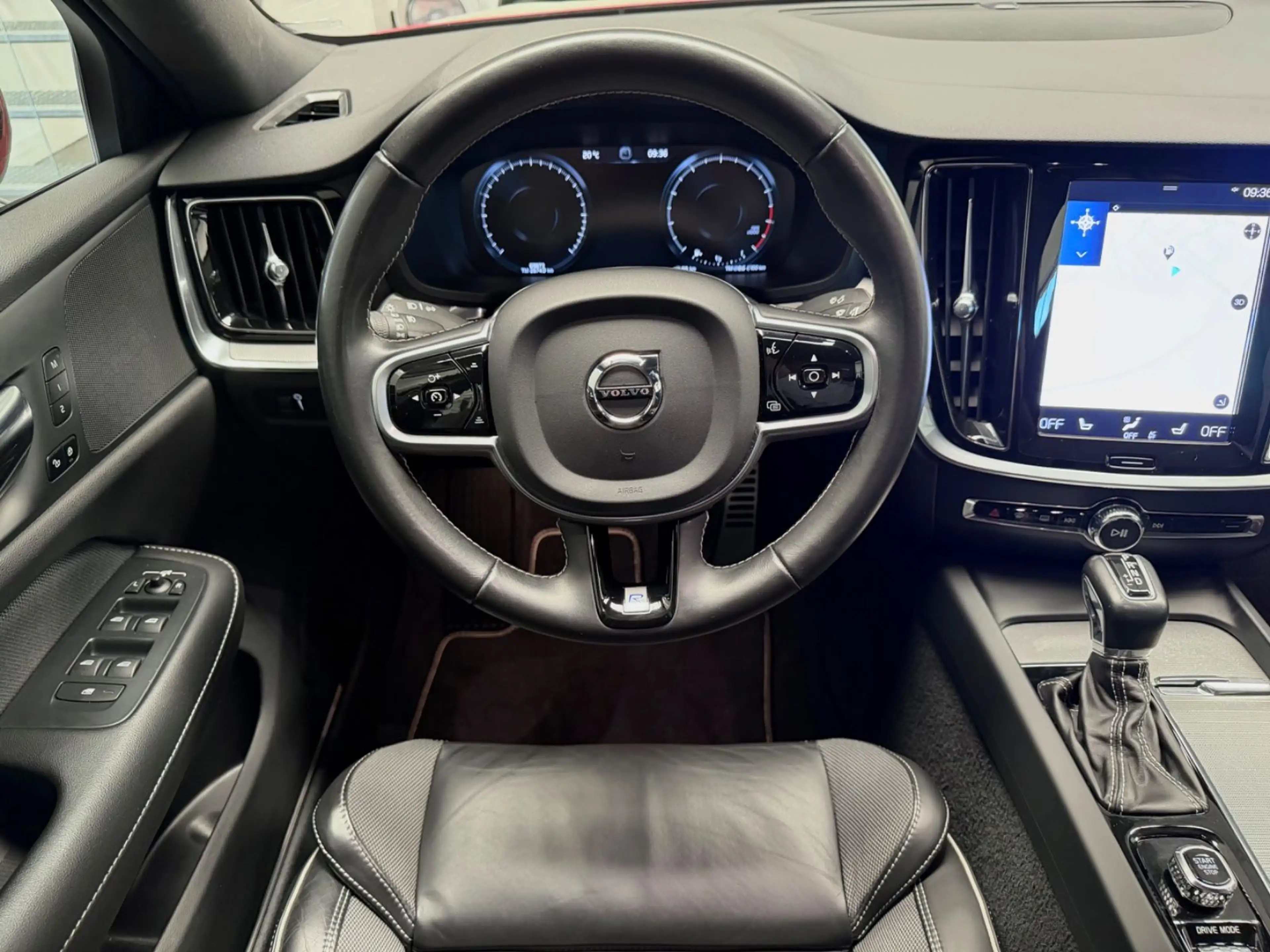 Volvo S60 Lim. R Design/ACC/Leder/AHK/Memory/CarPlay — photo 14