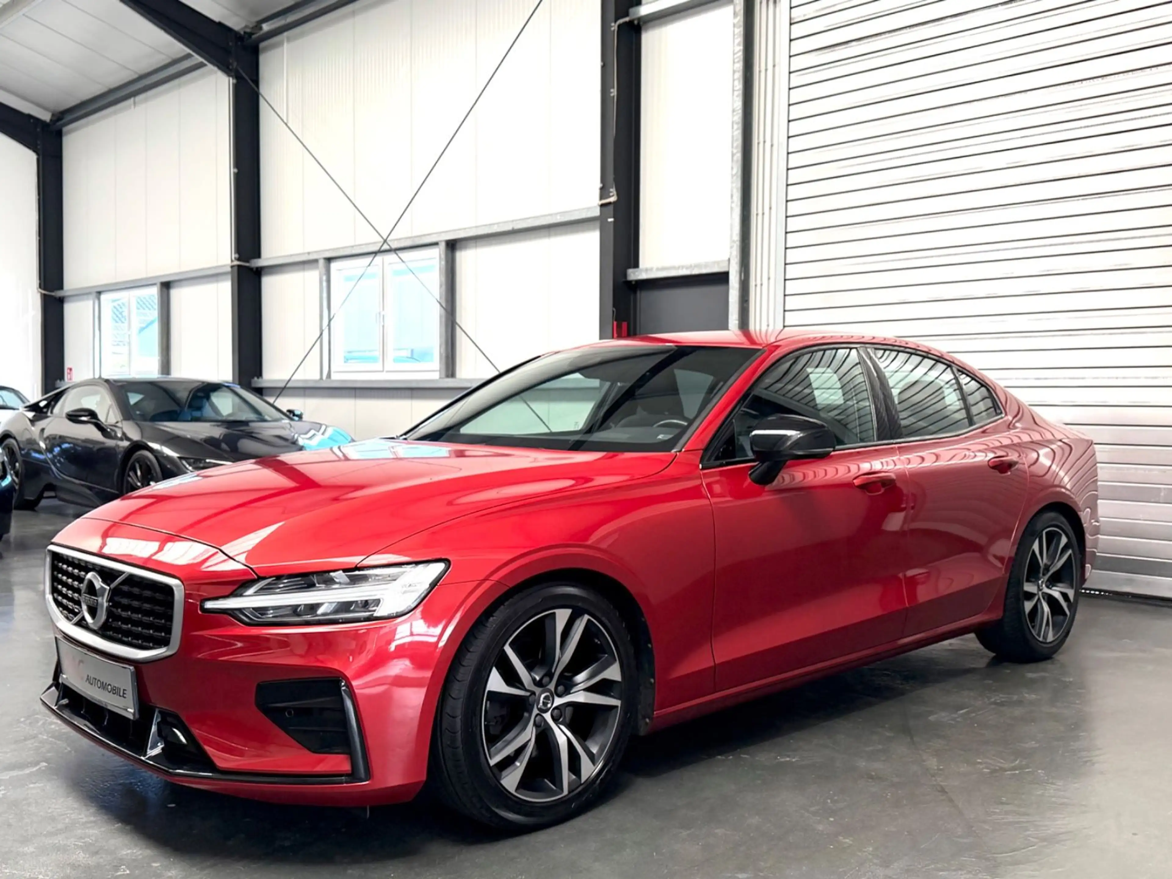 Volvo S60 Lim. R Design/ACC/Leder/AHK/Memory/CarPlay — photo 4