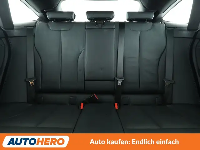 BMW 3 Series view 15