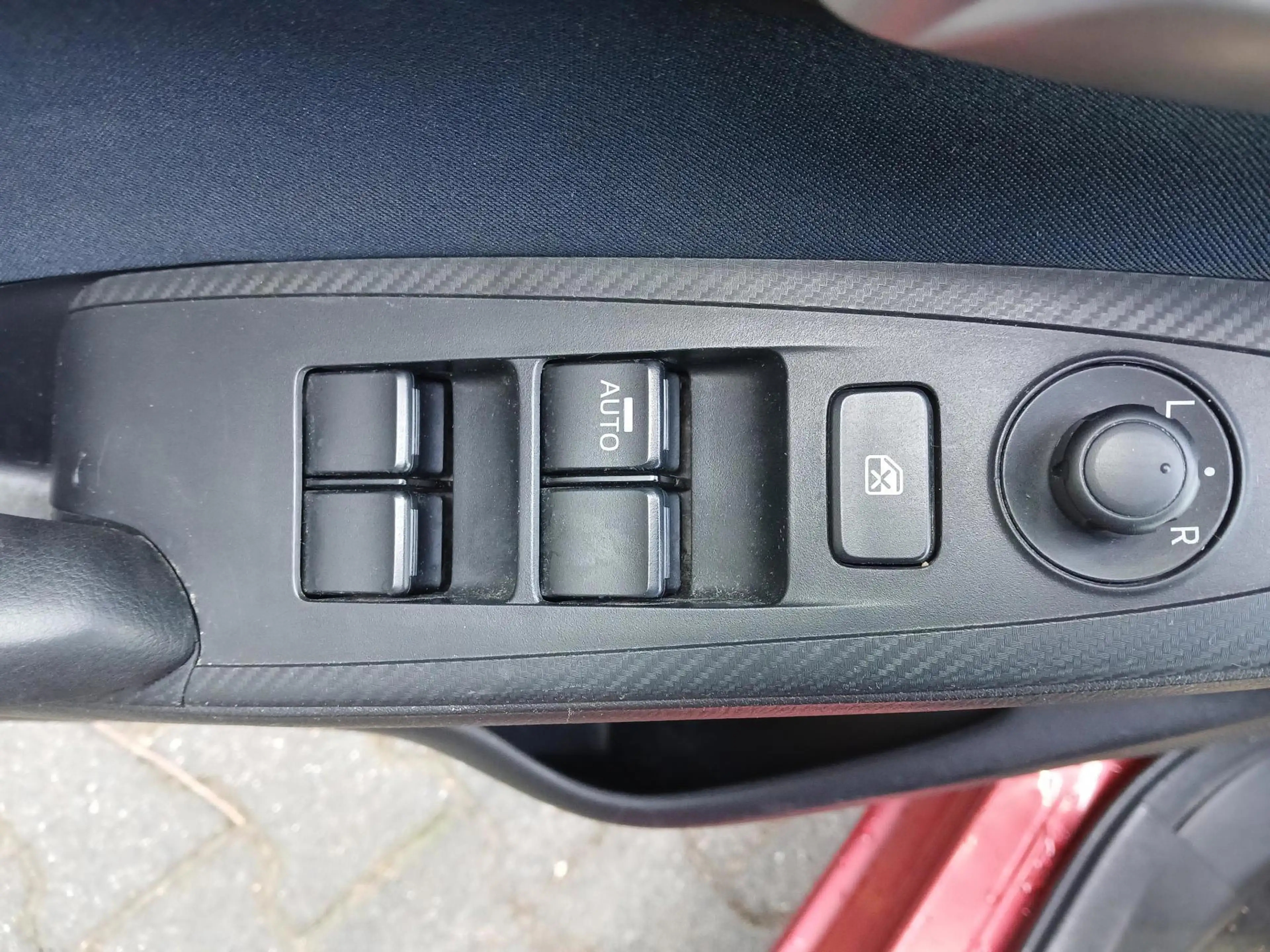 Mazda 2 1.5 Skyactiv-G S Cruise control, Metallic, Airco, — photo 3