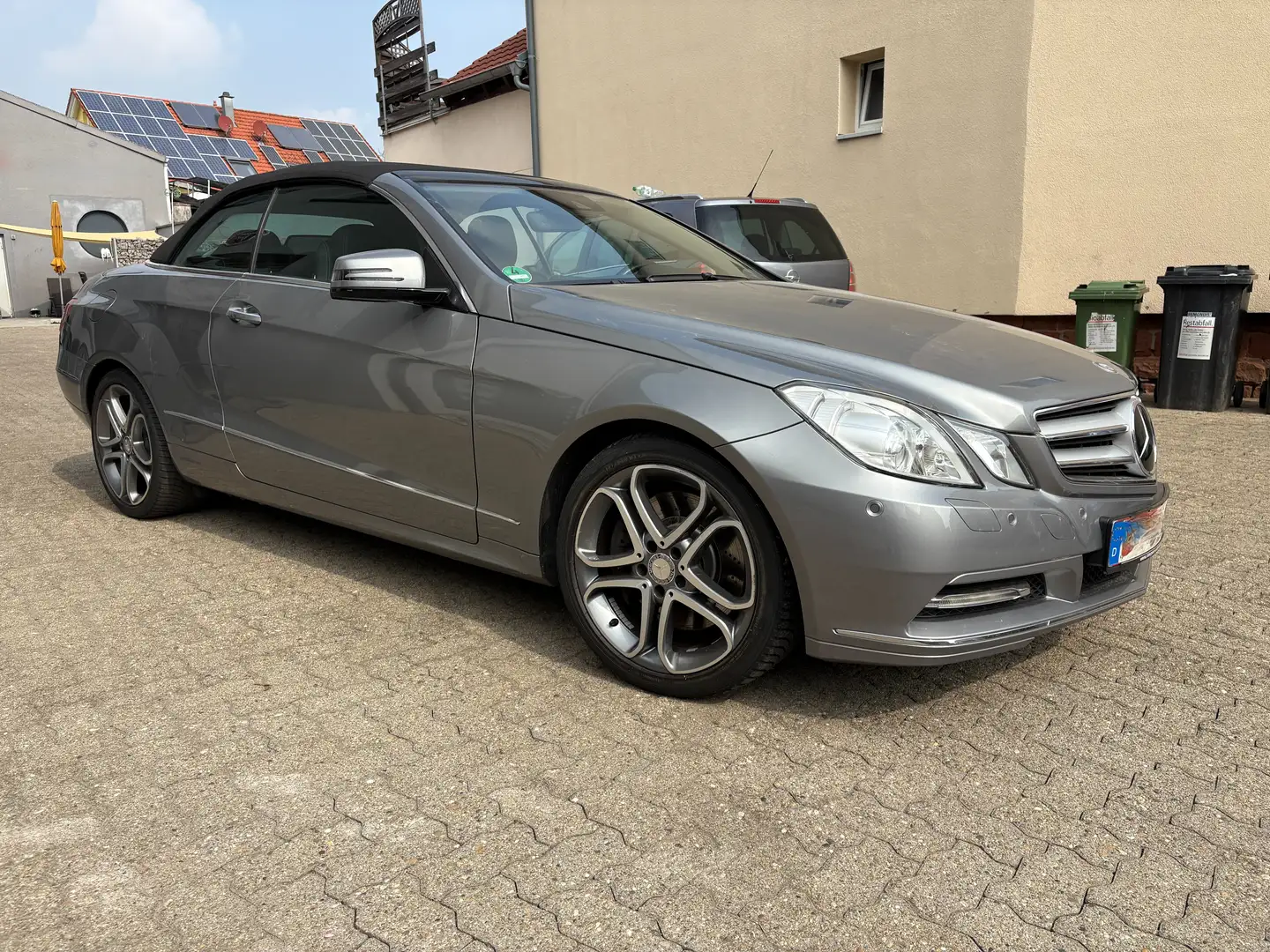 Mercedes-Benz E 500 E-Klasse Cabrio Cabrio V8 7G-TRONIC AMG VOLL ! Grau - 2