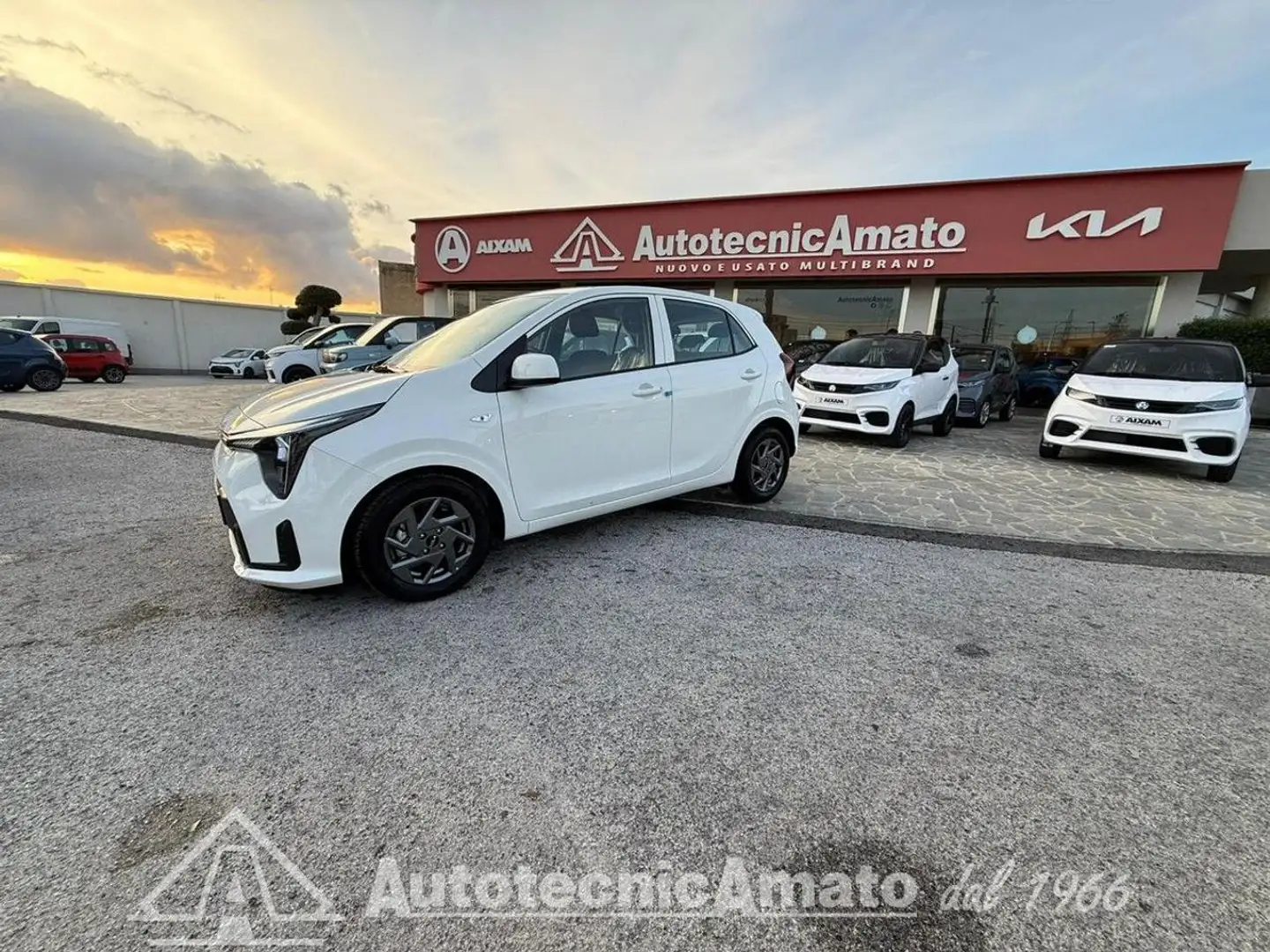 Kia Picanto 1.0 GDi 5 porte Urban Bianco - 2