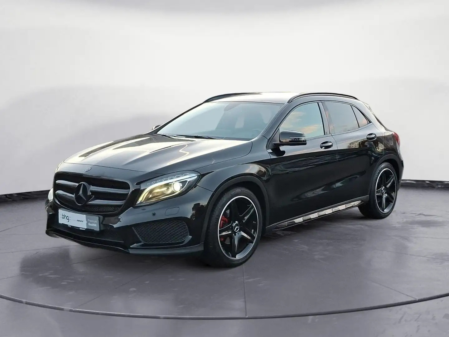 Mercedes-Benz GLA 180 AMG Line Noir - 2