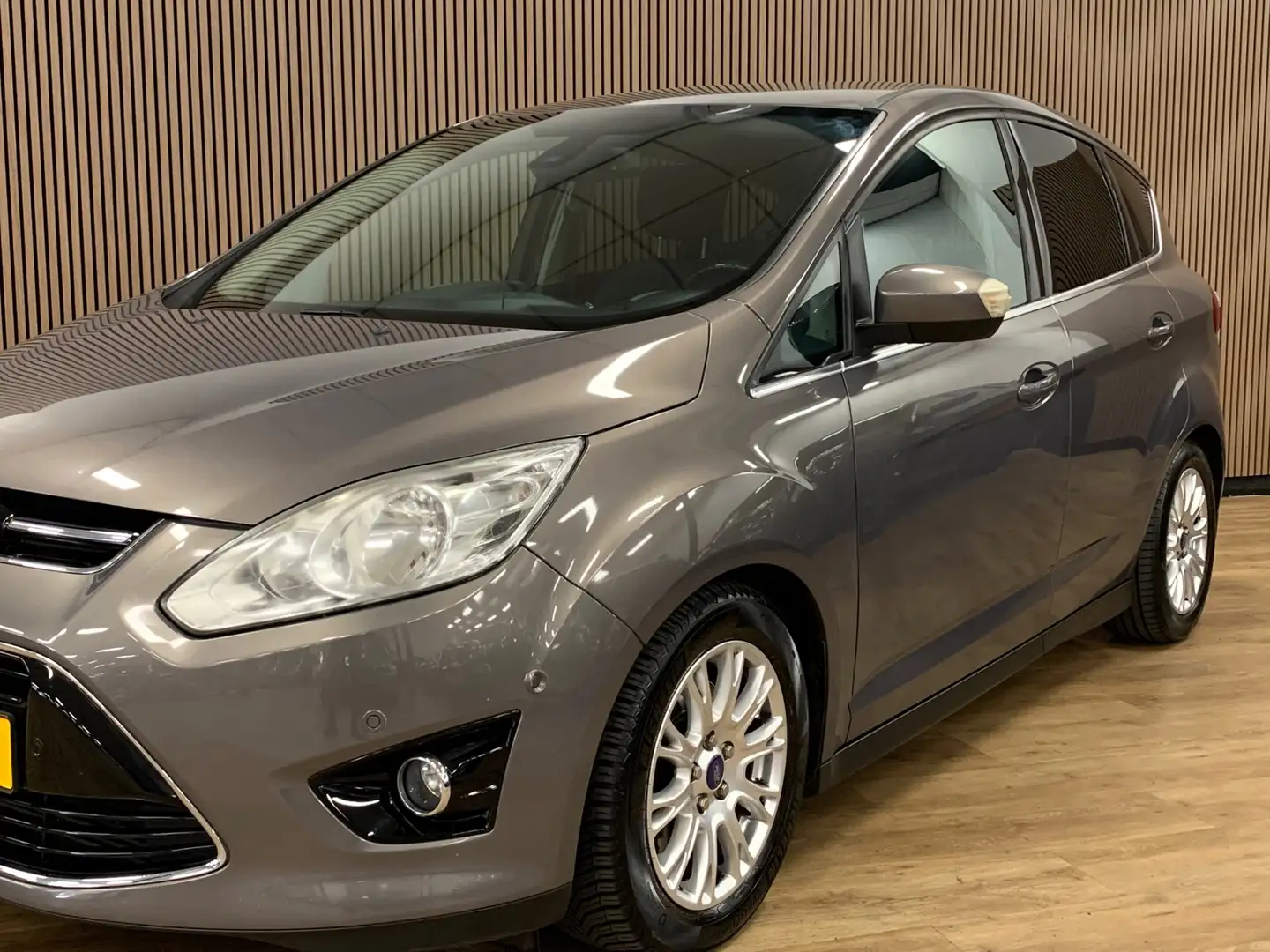Ford C-Max 1.6 EcoBoost Titanium|Navigatie|Climate Control| Bruin - 2