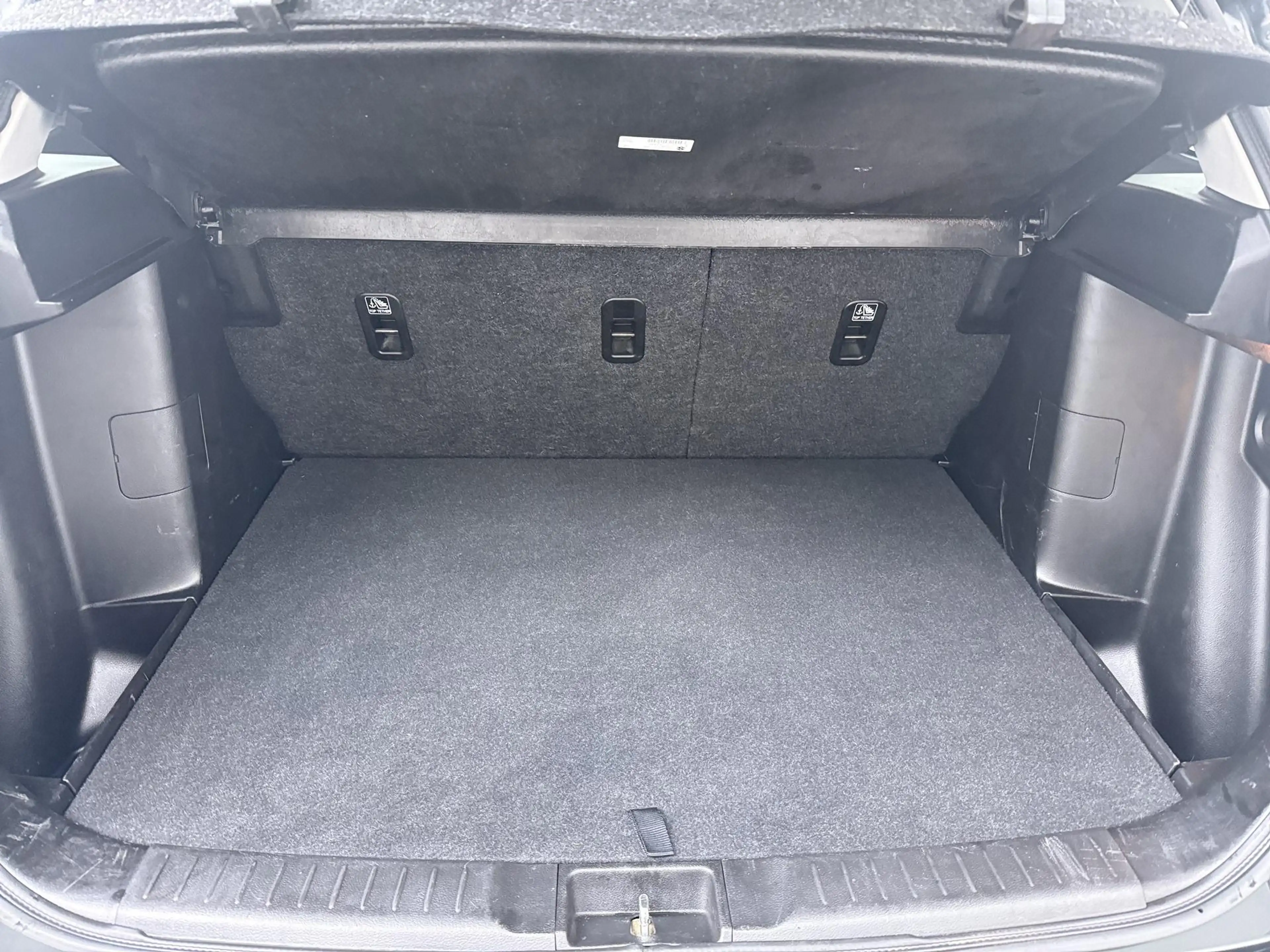Suzuki Vitara 1.4 Boosterjet Stijl - Navigatie - Schuif/kantelda — photo 9