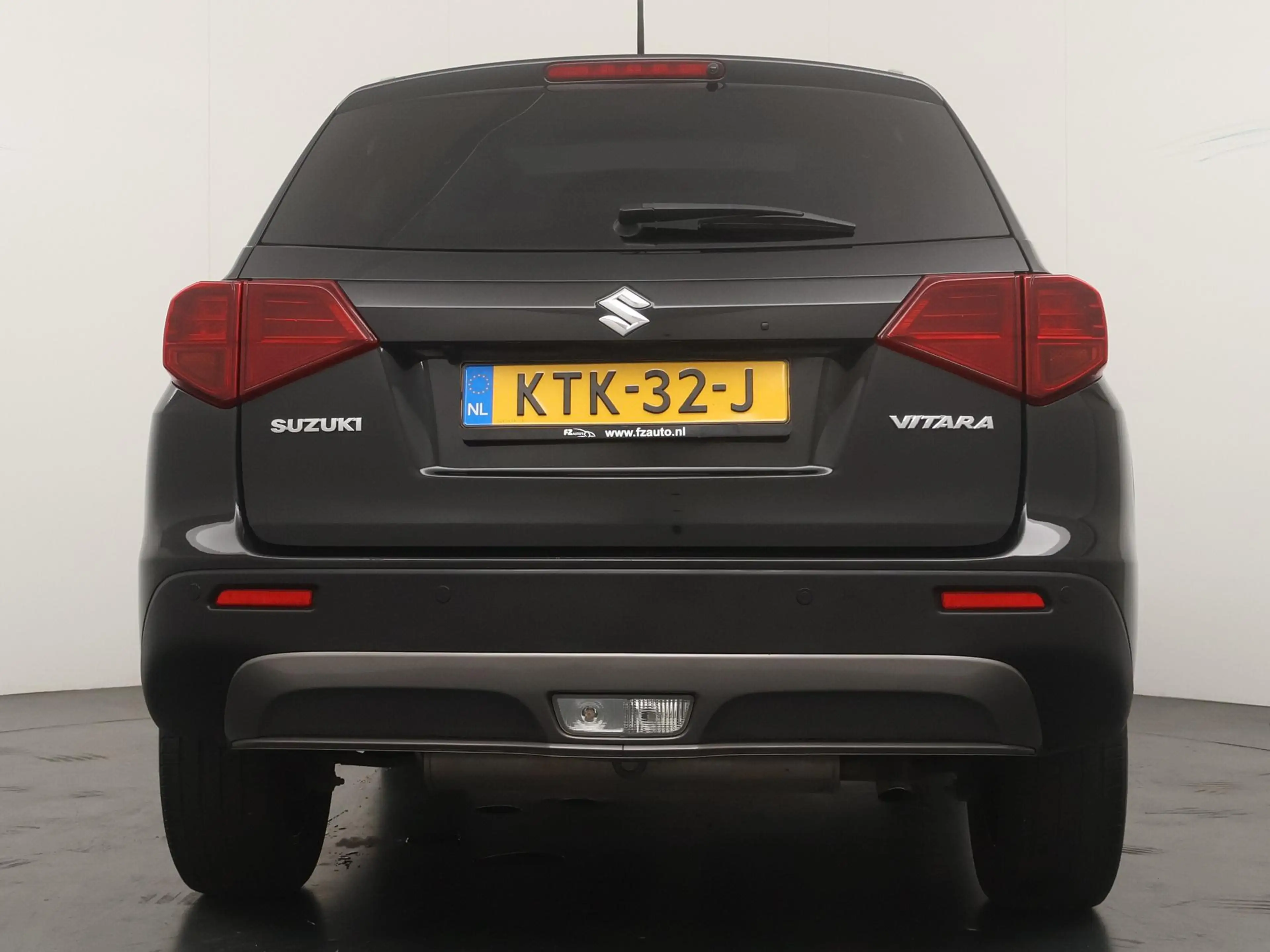 Suzuki Vitara 1.4 Boosterjet Stijl - Navigatie - Schuif/kantelda — photo 4