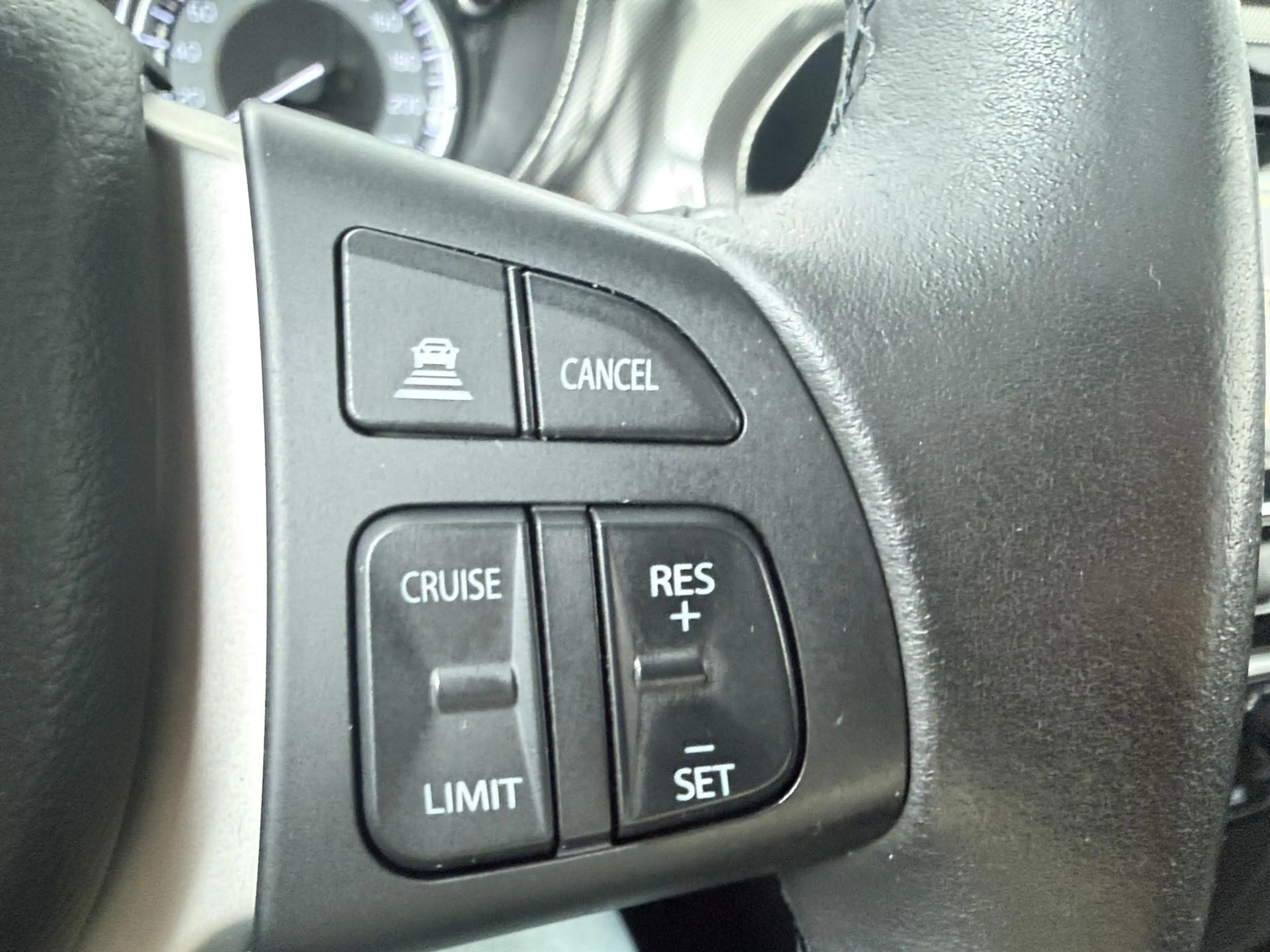 Suzuki Vitara 1.4 Boosterjet Stijl - Navigatie - Schuif/kantelda — photo 15
