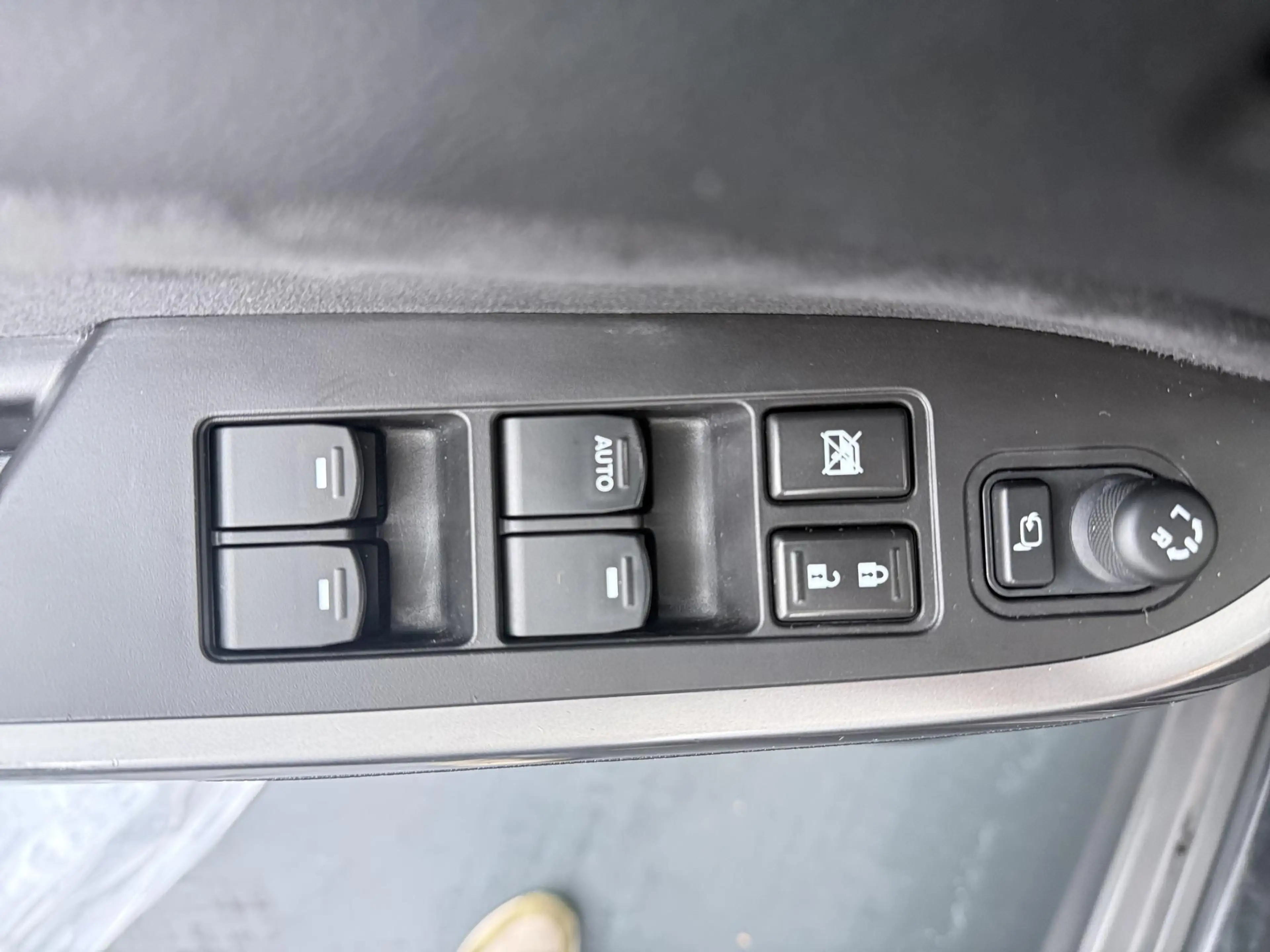 Suzuki Vitara 1.4 Boosterjet Stijl - Navigatie - Schuif/kantelda — photo 13