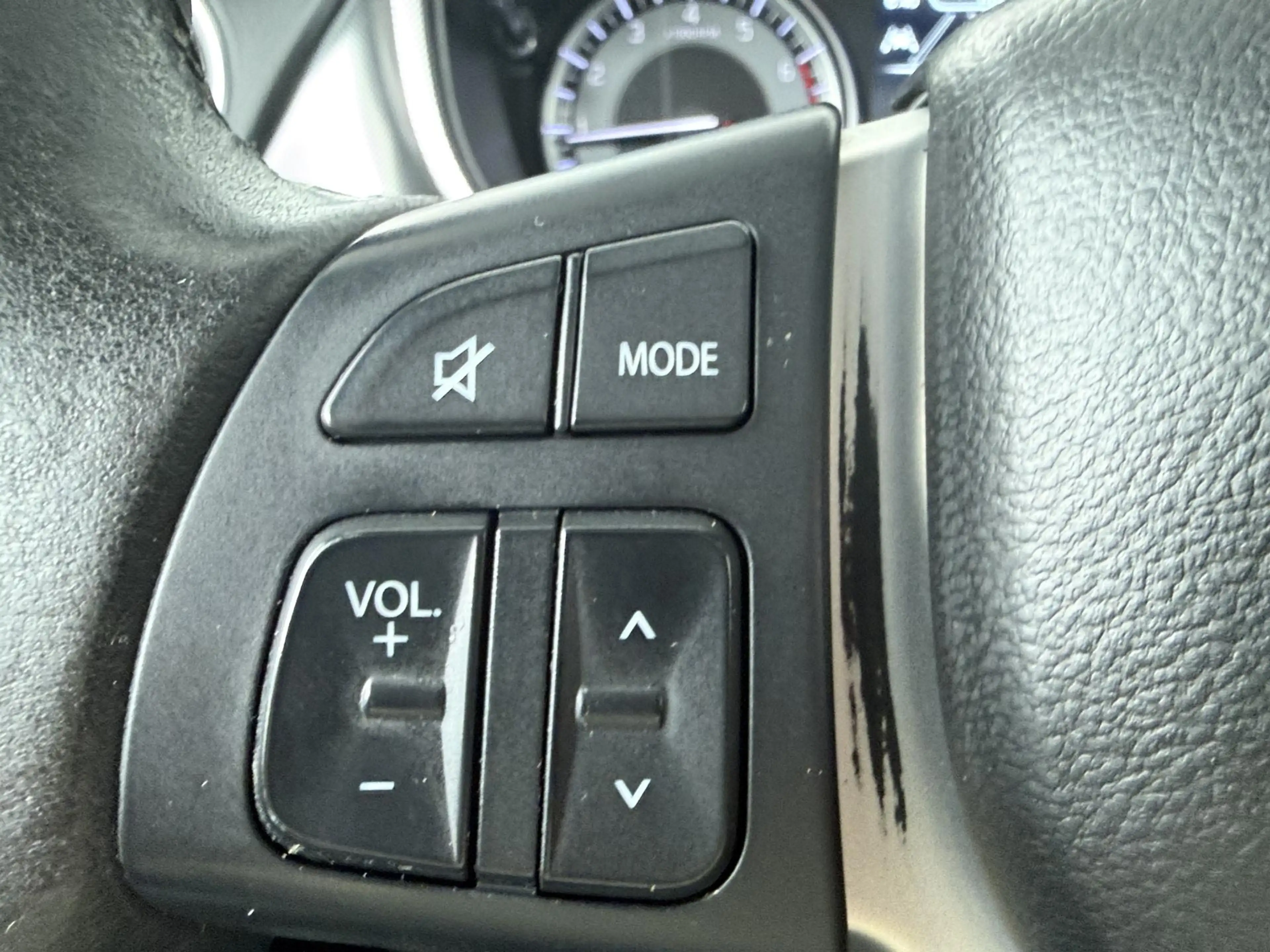 Suzuki Vitara 1.4 Boosterjet Stijl - Navigatie - Schuif/kantelda — photo 16