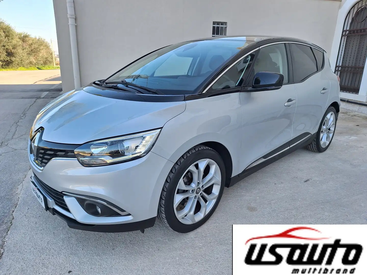 Renault Scenic 1.5 dci energy Intens 110cv NAVI 2017 Argento - 1