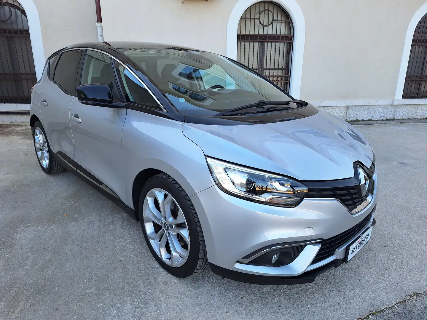 Renault Scenic 1.5 dci energy Intens 110cv NAVI 2017 Argento - 2