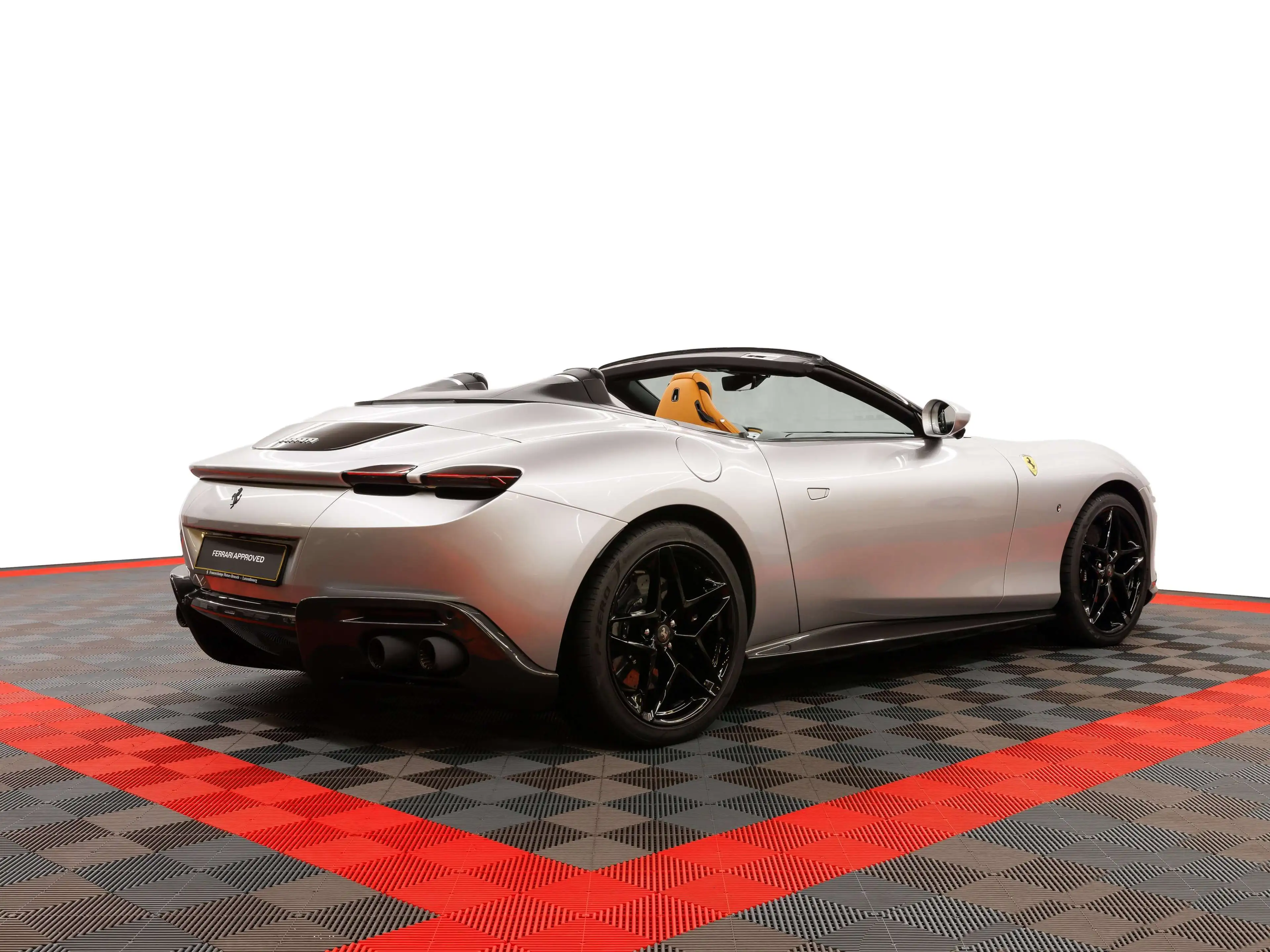 Ferrari Roma Spider — photo 4