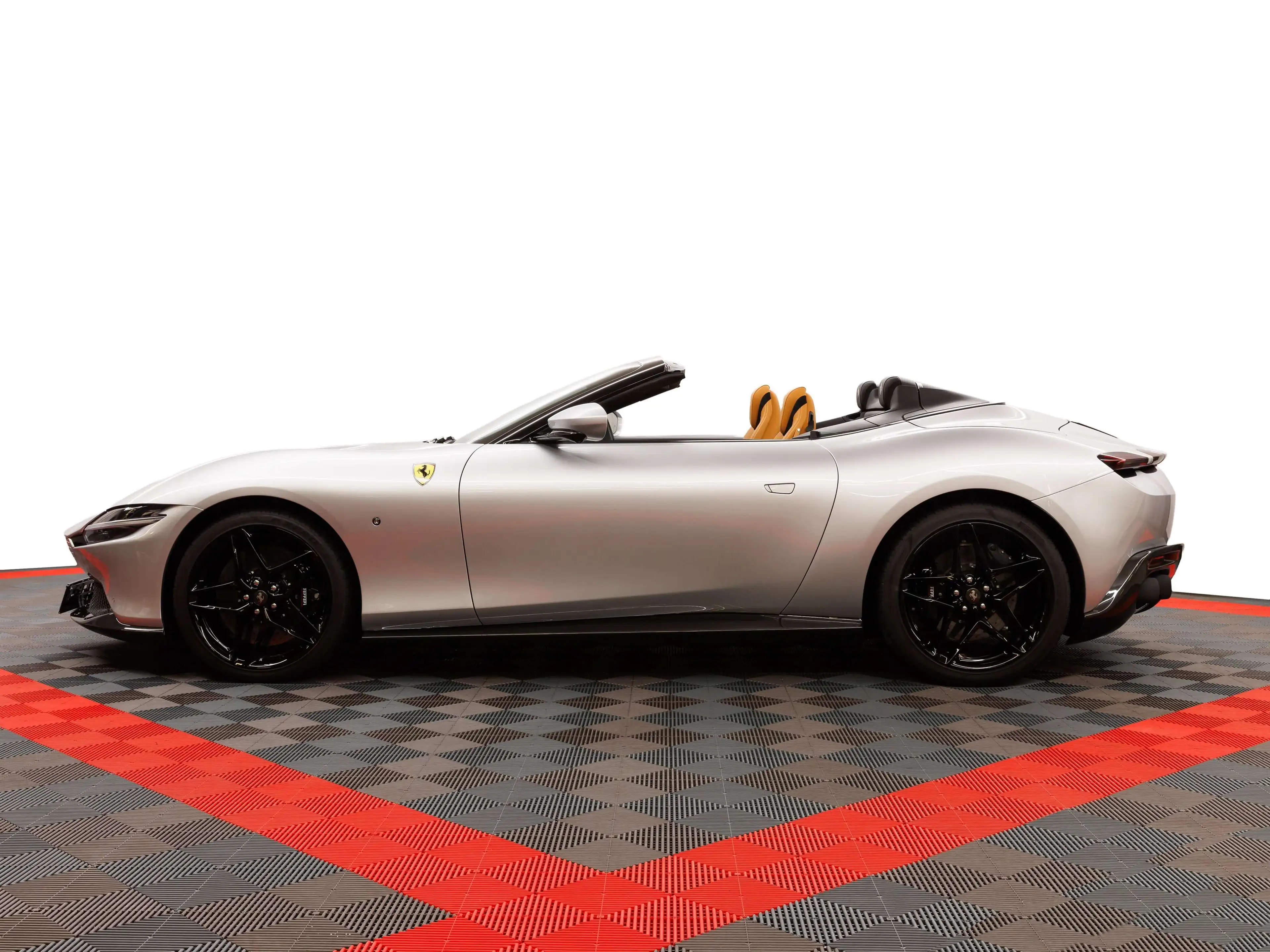 Ferrari Roma Spider — photo 7