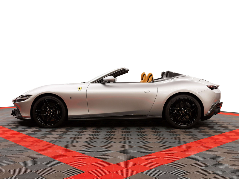 Ferrari Roma Spider — photo 7