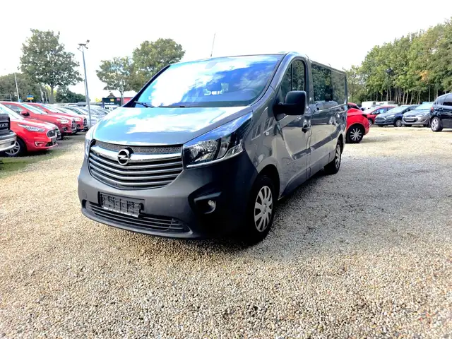 Opel Vivaro B Kasten/Komb 6Sitze  TÜV 11 2027 1 Hand