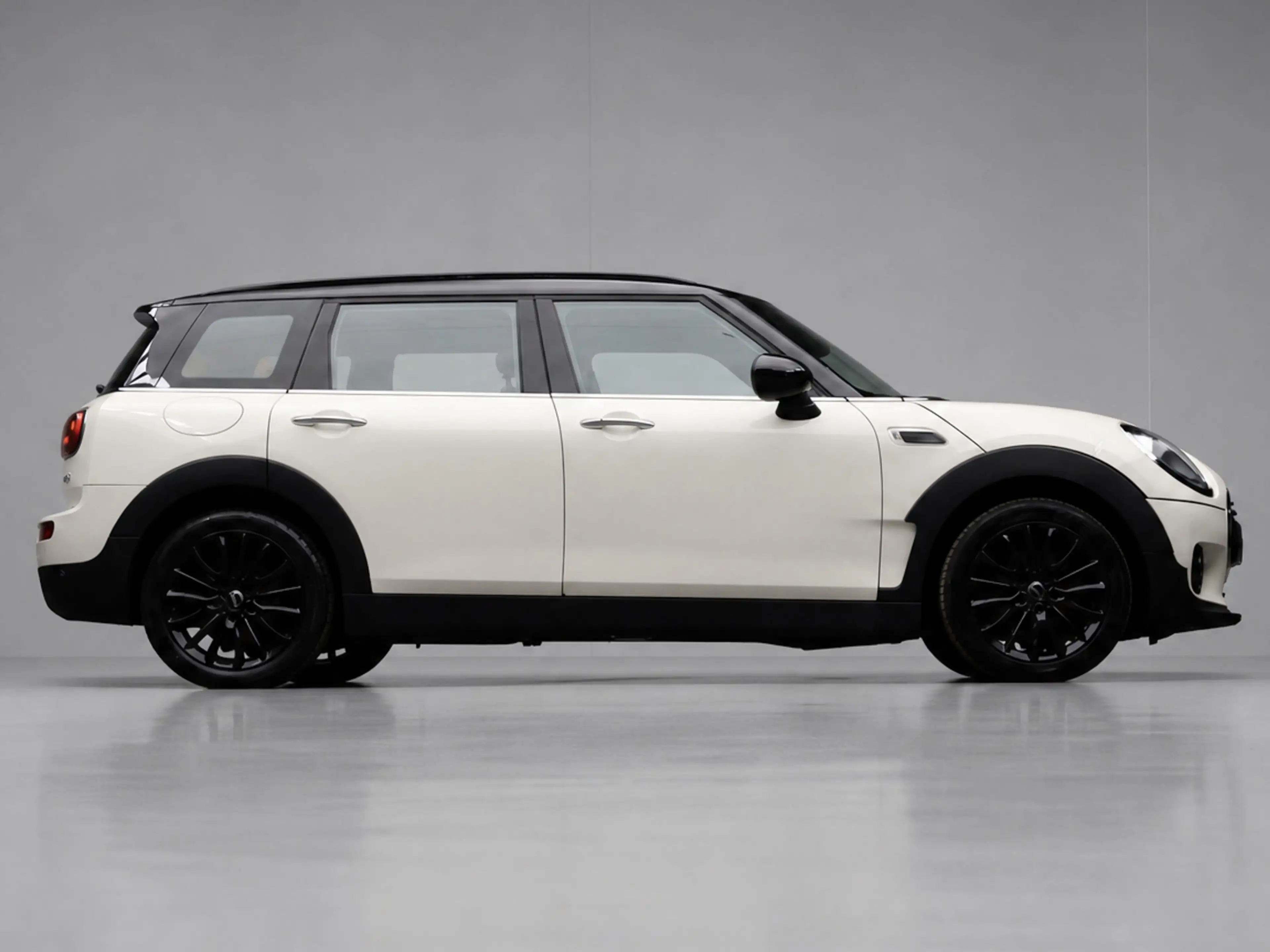 MINI Cooper Clubman 1.5 Sport (NAVI,LED,CRUISE,CLIMATE,SPORTSTOELEN,PD — photo 4