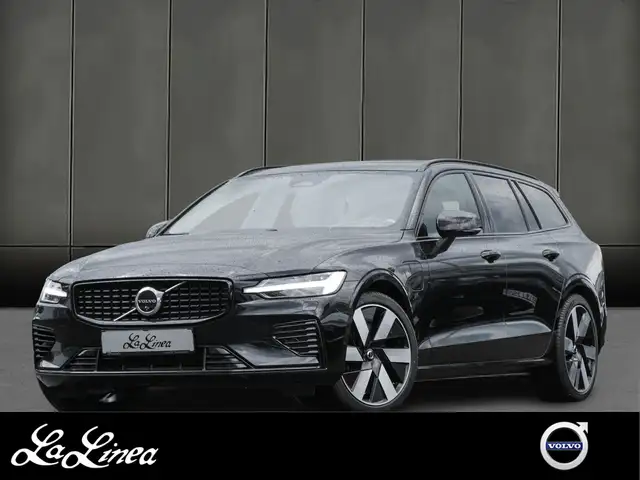 Volvo V60 T6 Plus Dark Pano