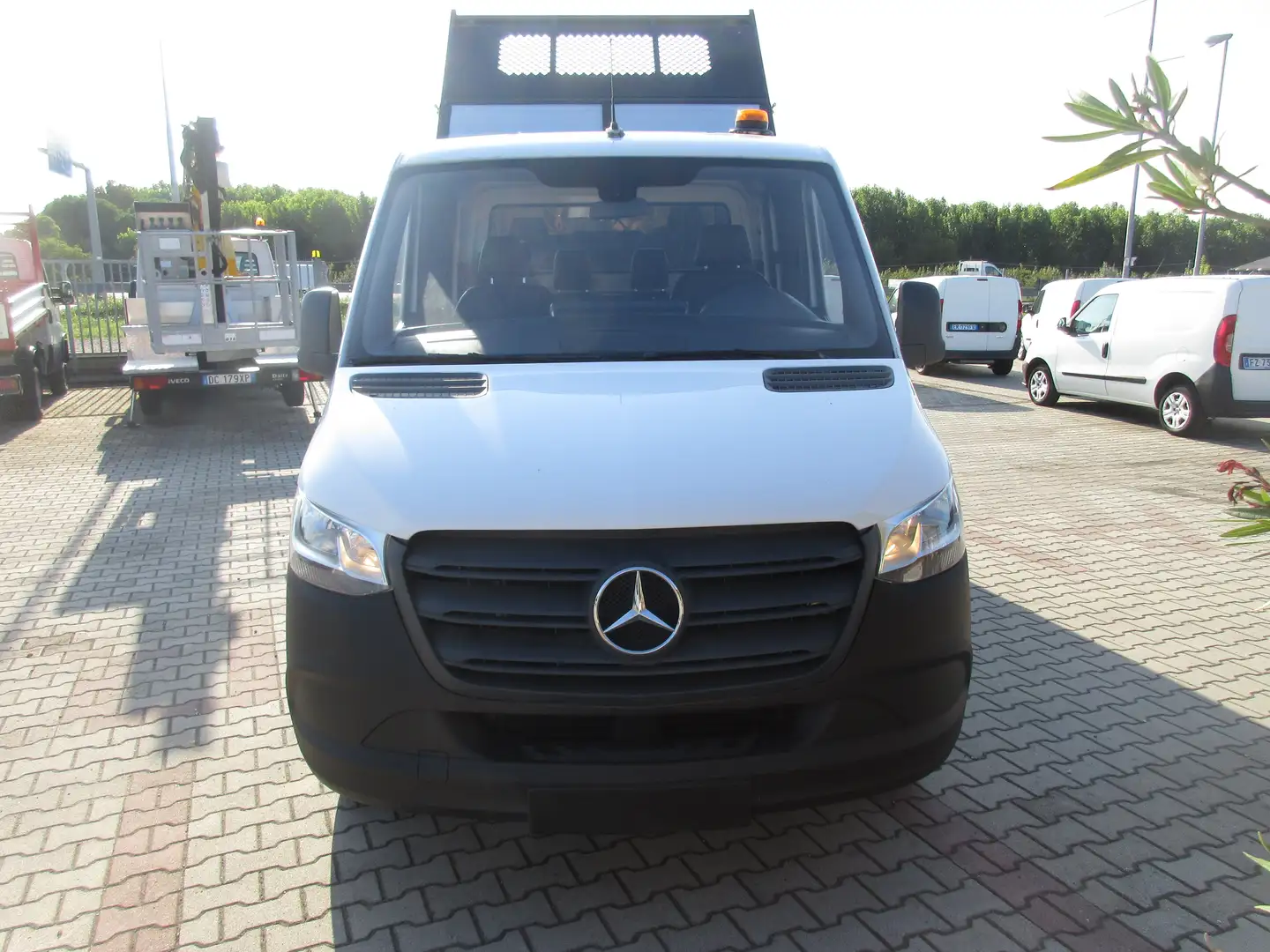 Mercedes-Benz Sprinter 311 cdi doppia cabina con cassone ribaltabile Bianco - 2