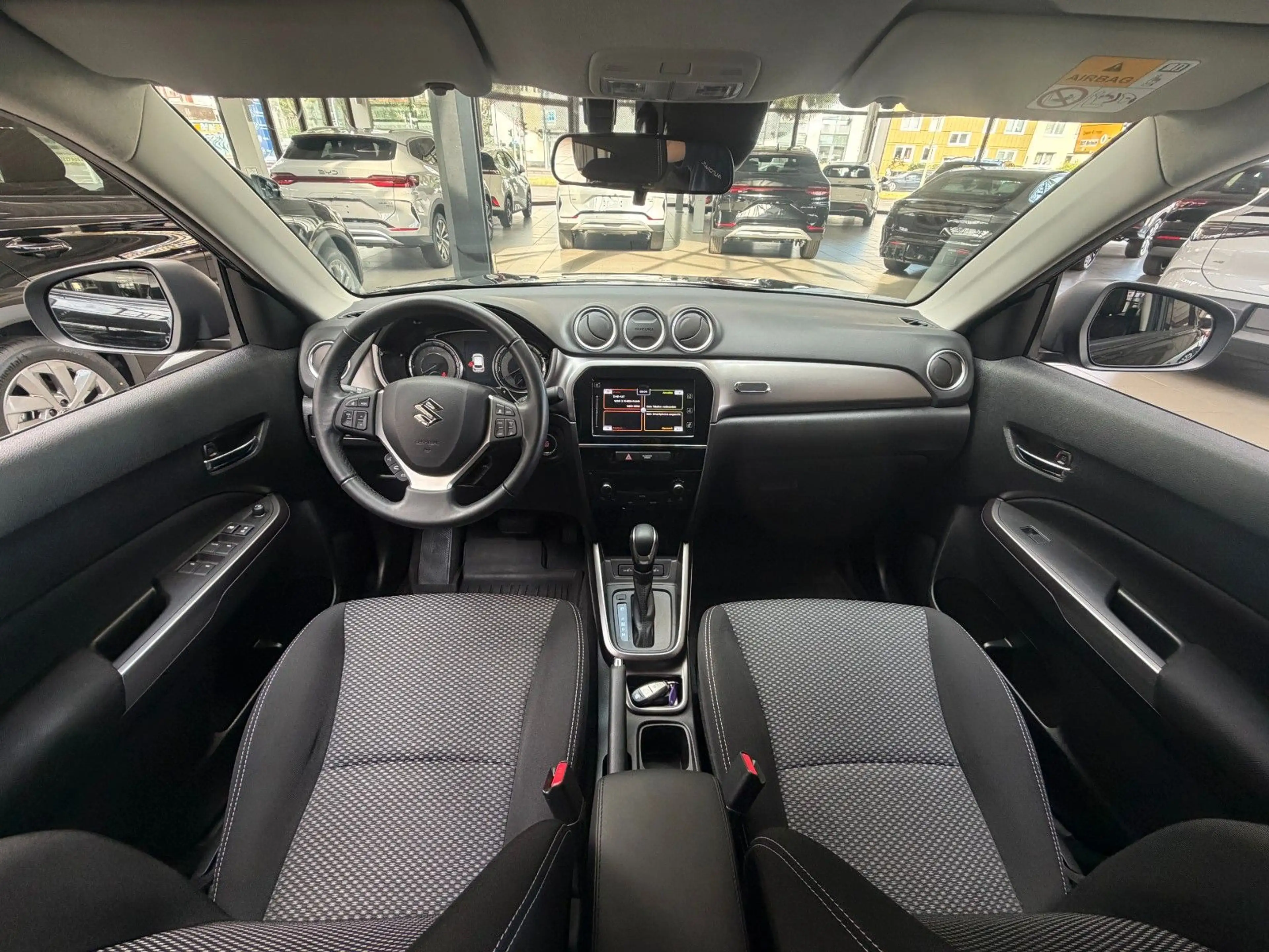 Suzuki Vitara 1.5 Hybrid Comfort+ 4x2 — photo 9