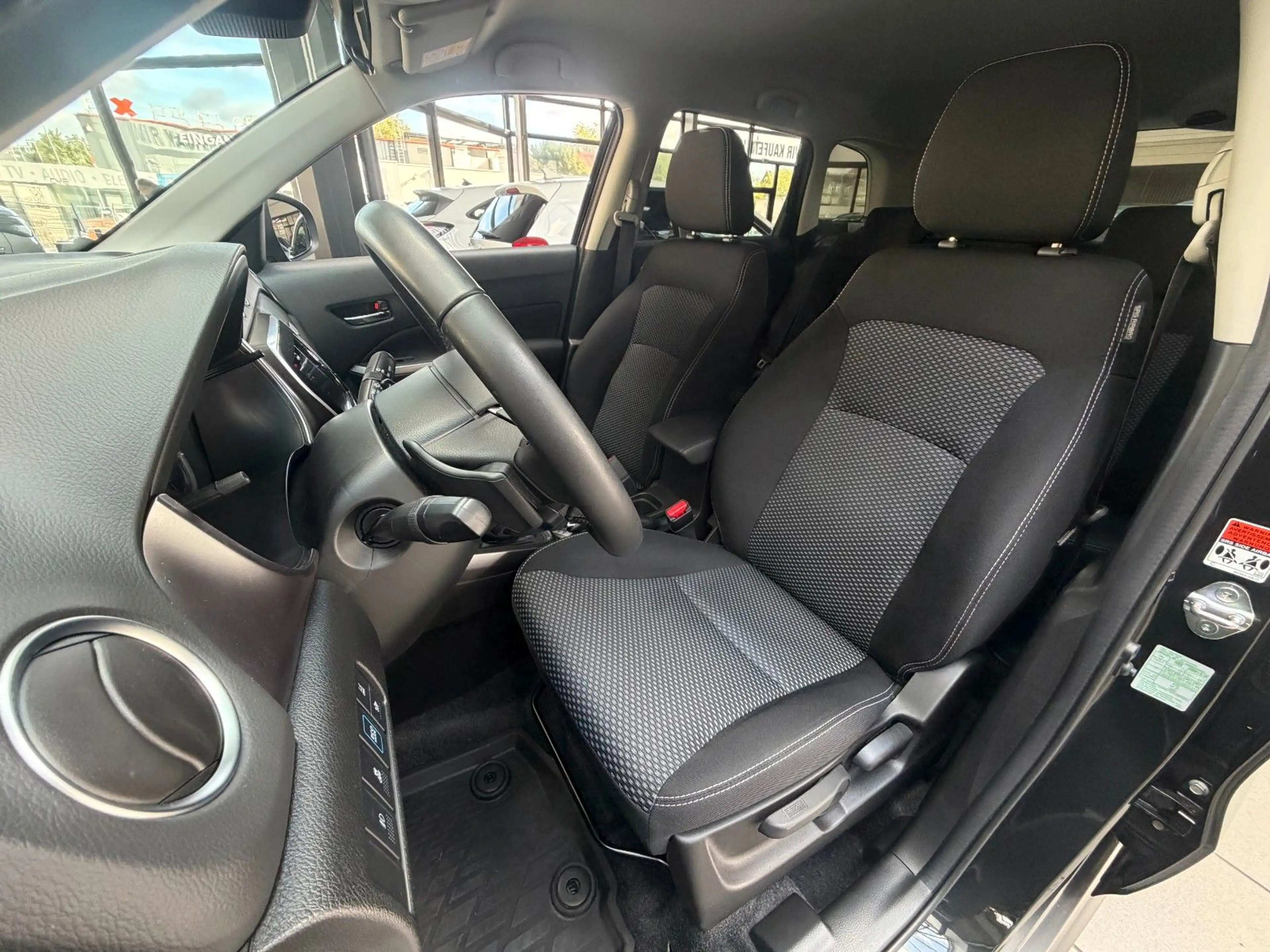 Suzuki Vitara 1.5 Hybrid Comfort+ 4x2 — photo 14