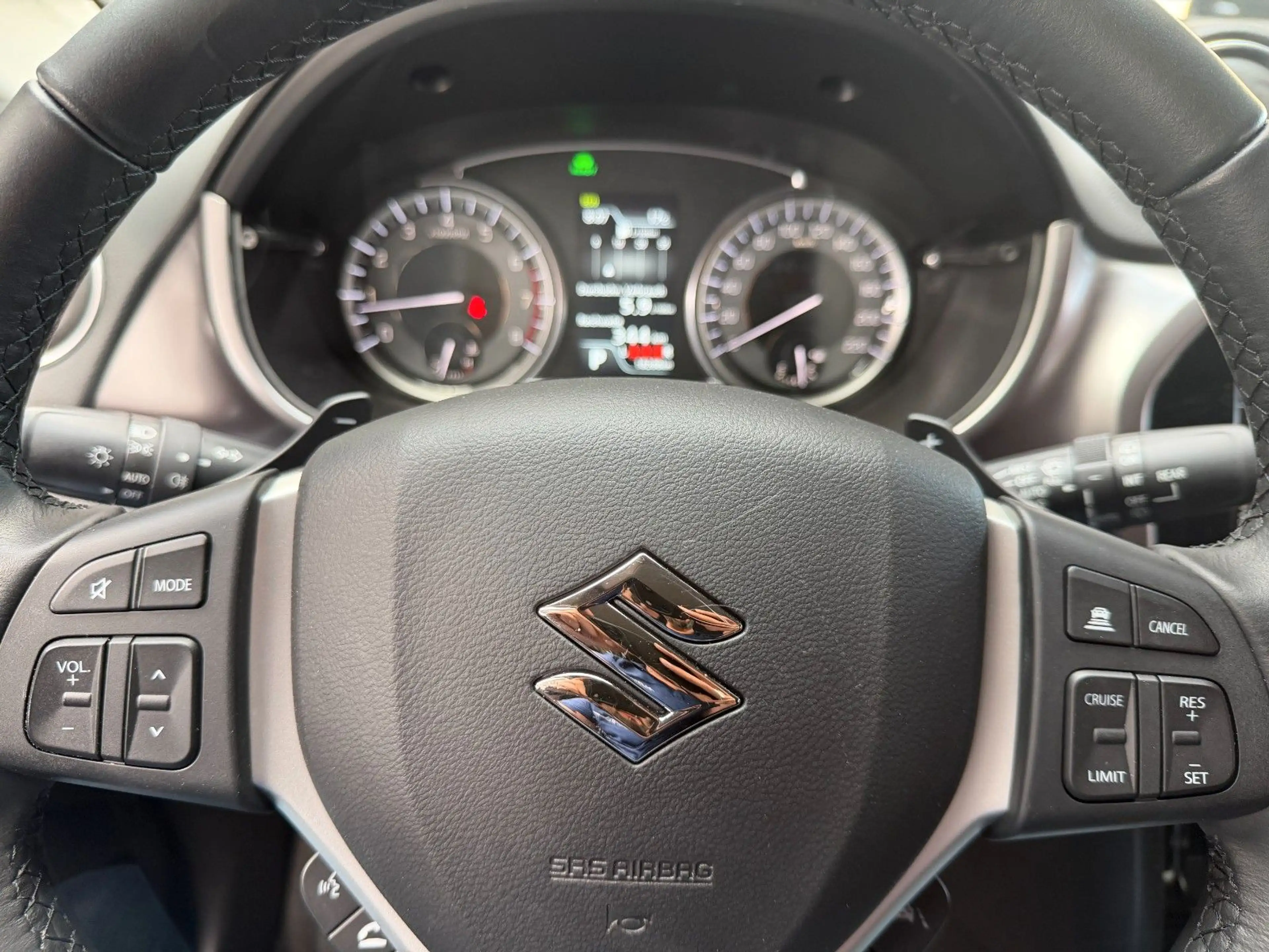 Suzuki Vitara 1.5 Hybrid Comfort+ 4x2 — photo 12