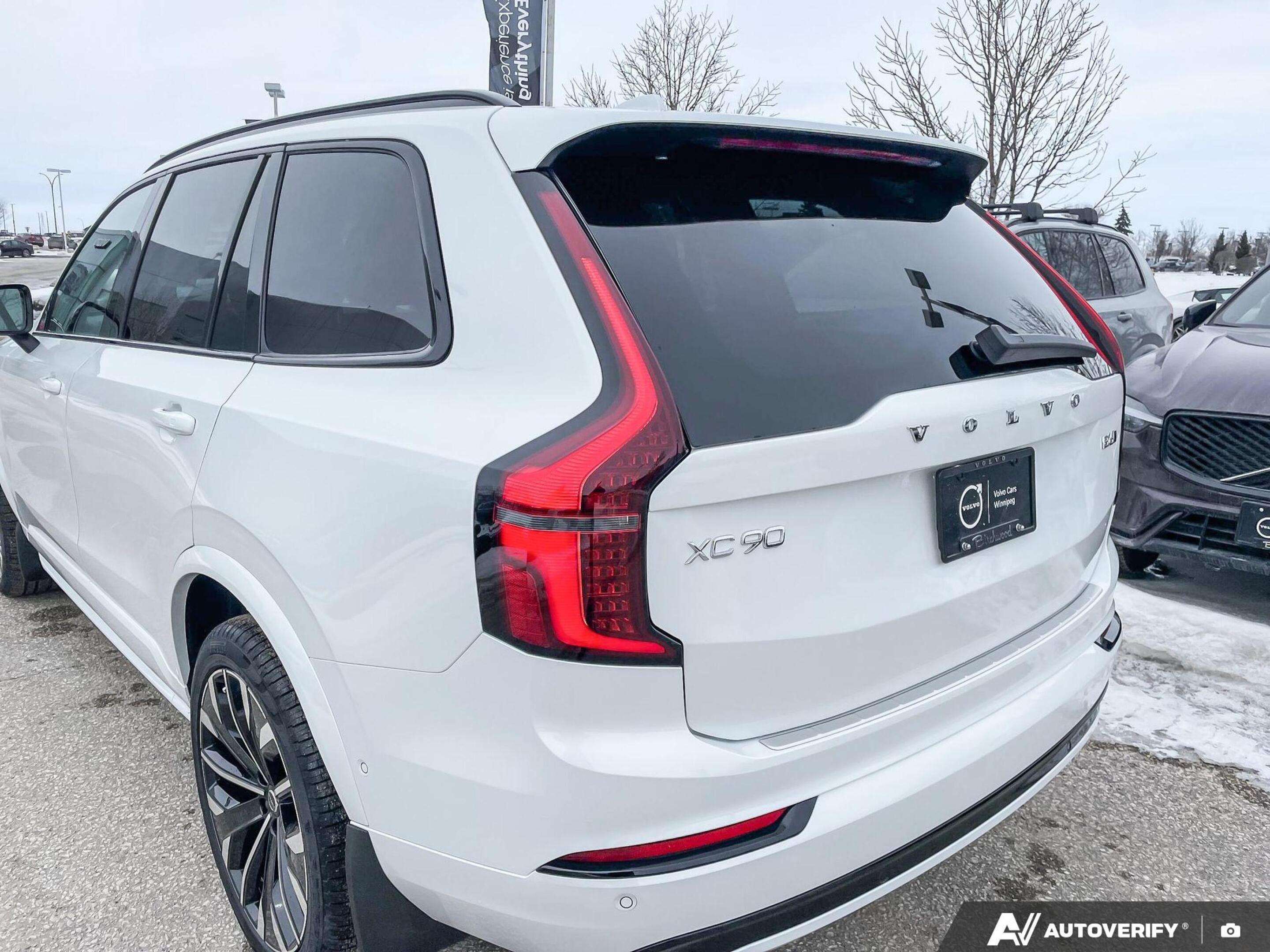 2026 Volvo XC90 Plus Dark Theme DEMO MODEL SPECIAL - $2,000 OFF! thumb 13