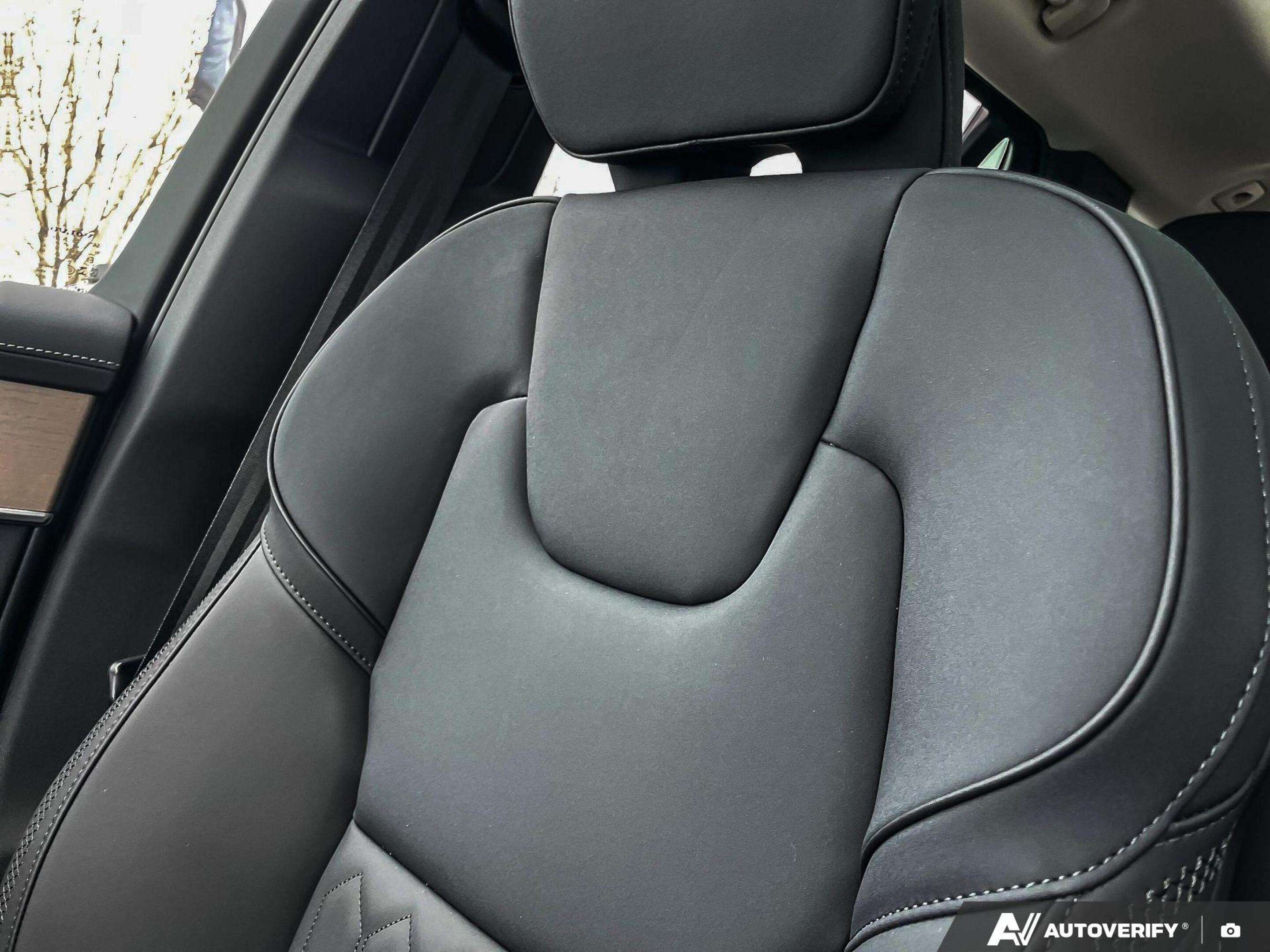 2026 Volvo XC90 Plus Dark Theme DEMO MODEL SPECIAL - $2,000 OFF! thumb 21
