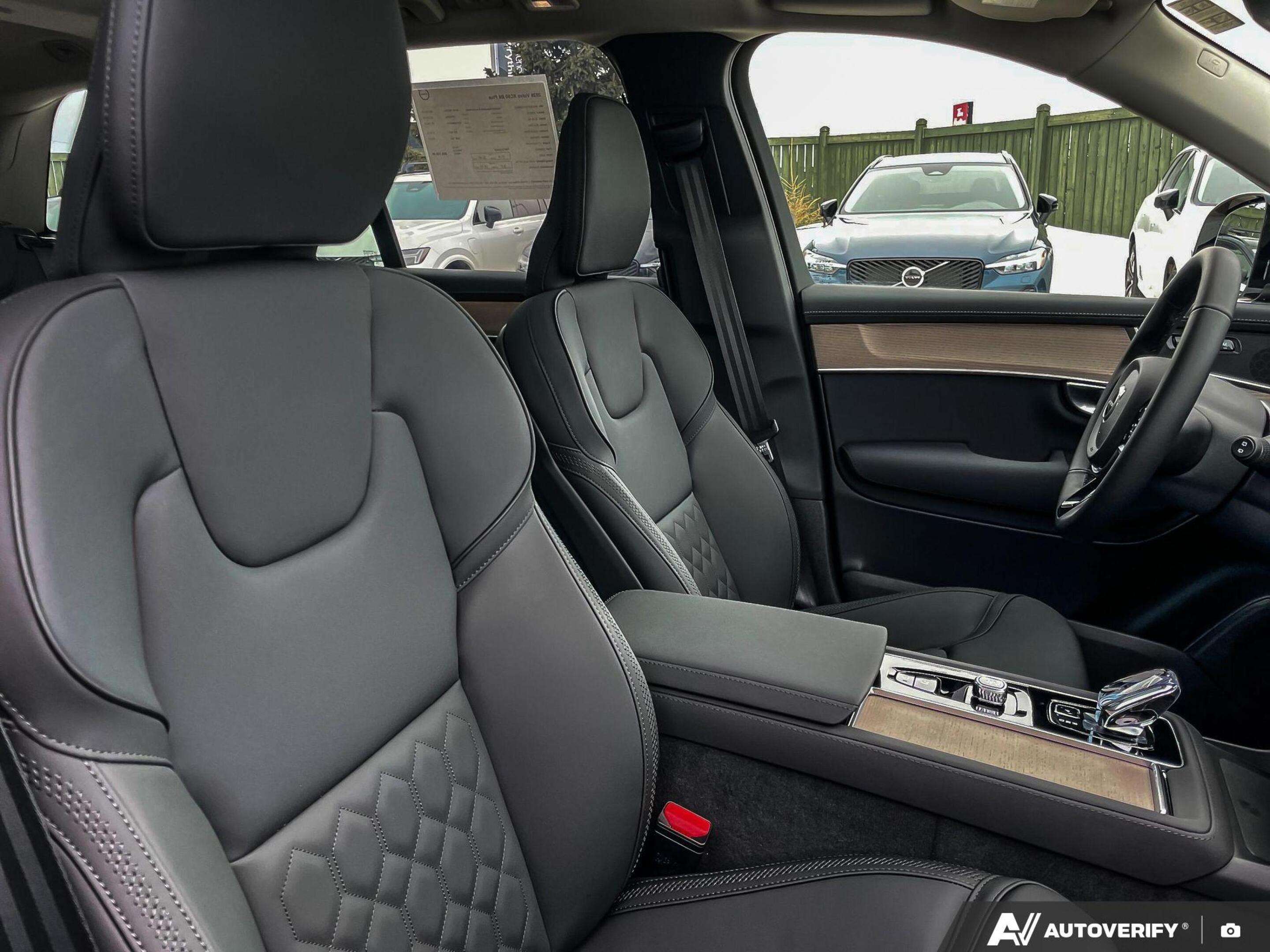 2026 Volvo XC90 Plus Dark Theme DEMO MODEL SPECIAL - $2,000 OFF! thumb 23