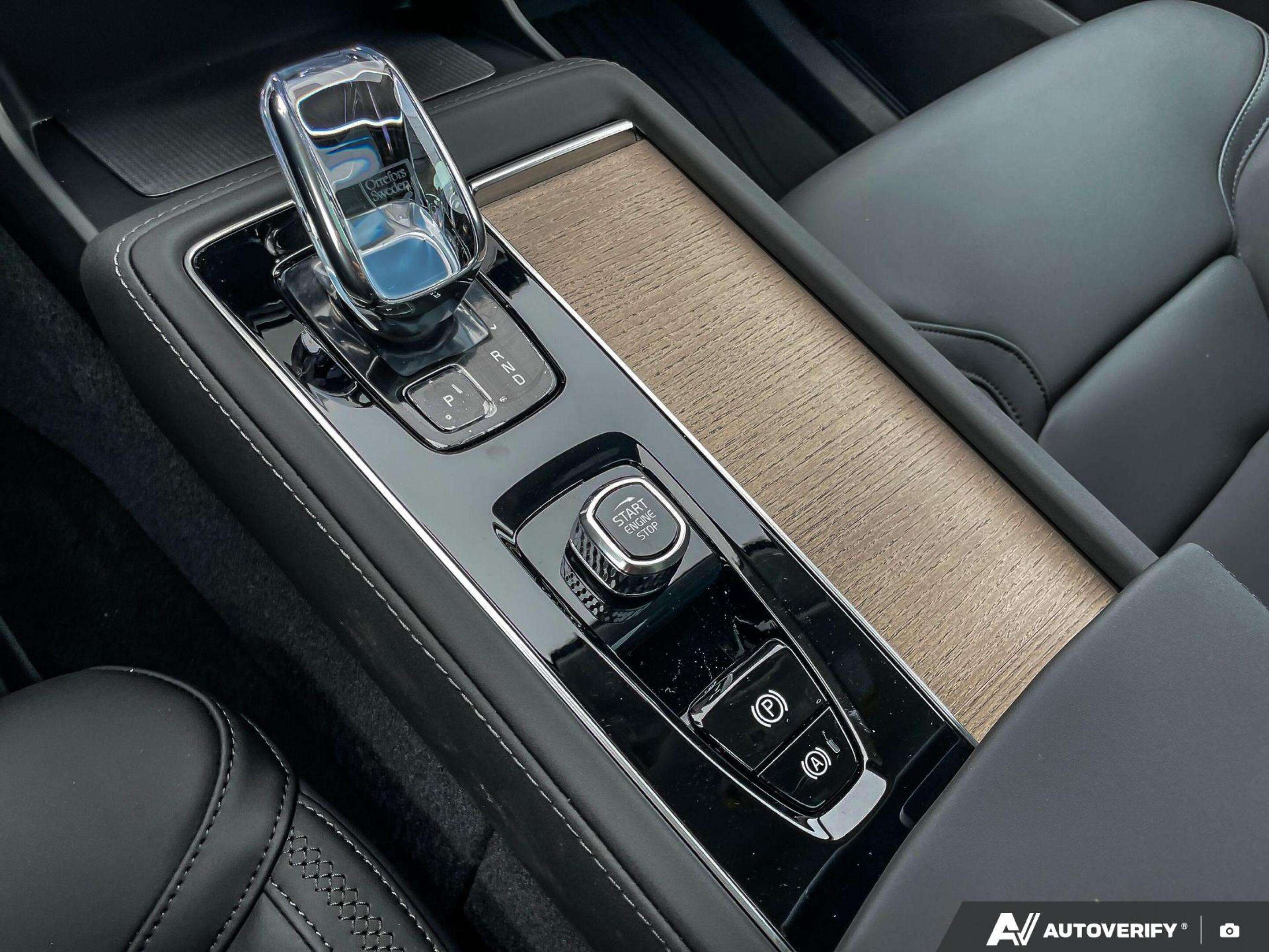2026 Volvo XC90 Plus Dark Theme DEMO MODEL SPECIAL - $2,000 OFF! thumb 19