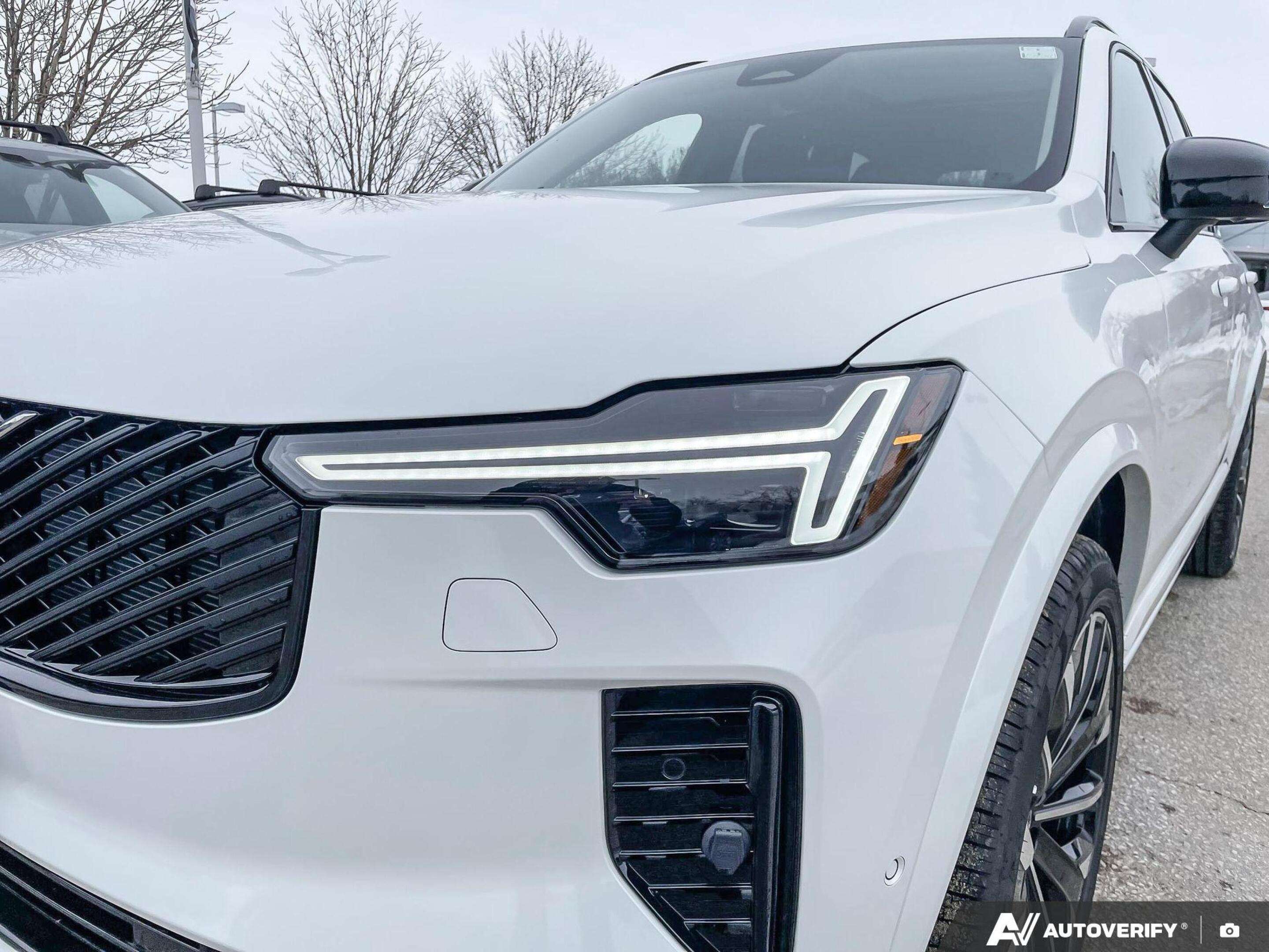 2026 Volvo XC90 Plus Dark Theme DEMO MODEL SPECIAL - $2,000 OFF! thumb 12
