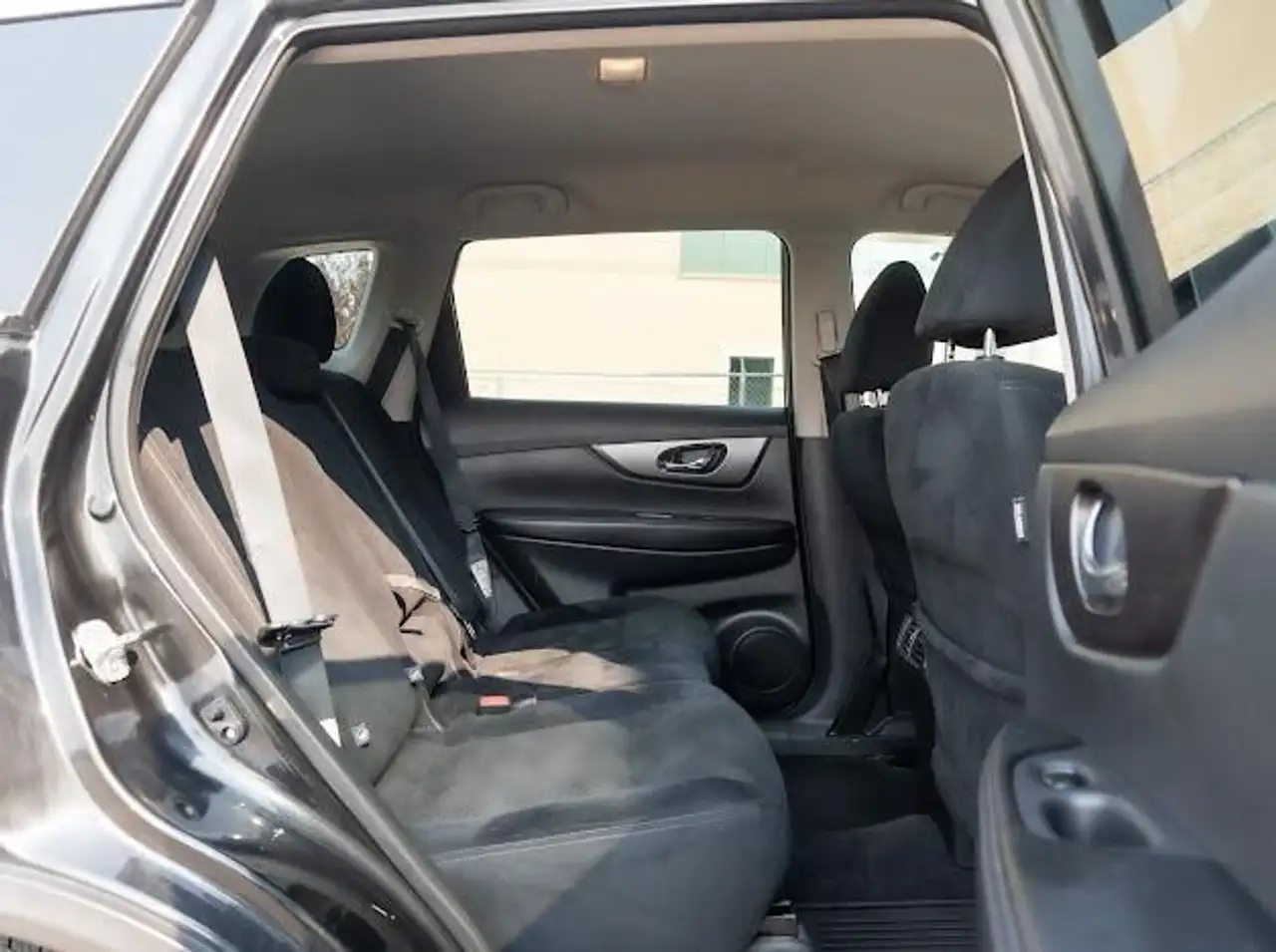 Nissan Rogue снимка Nissan Rogue