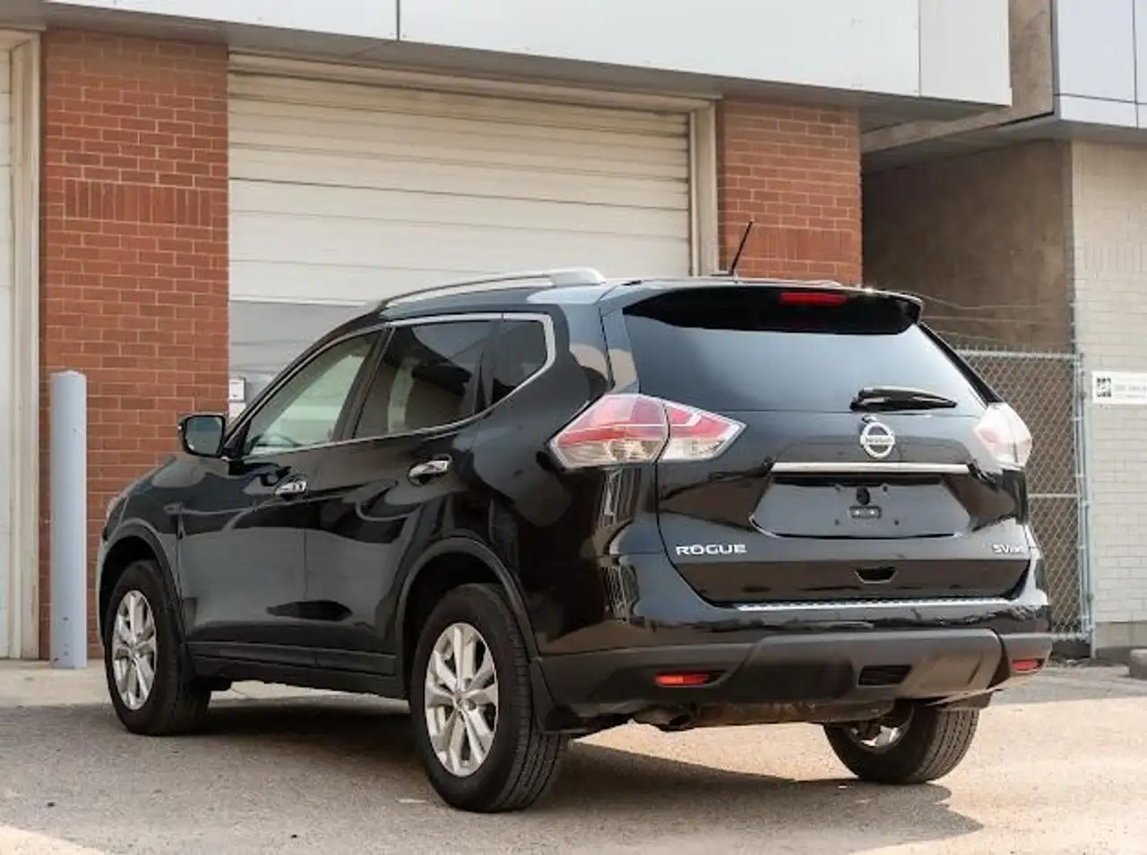 Nissan Rogue снимка Nissan Rogue