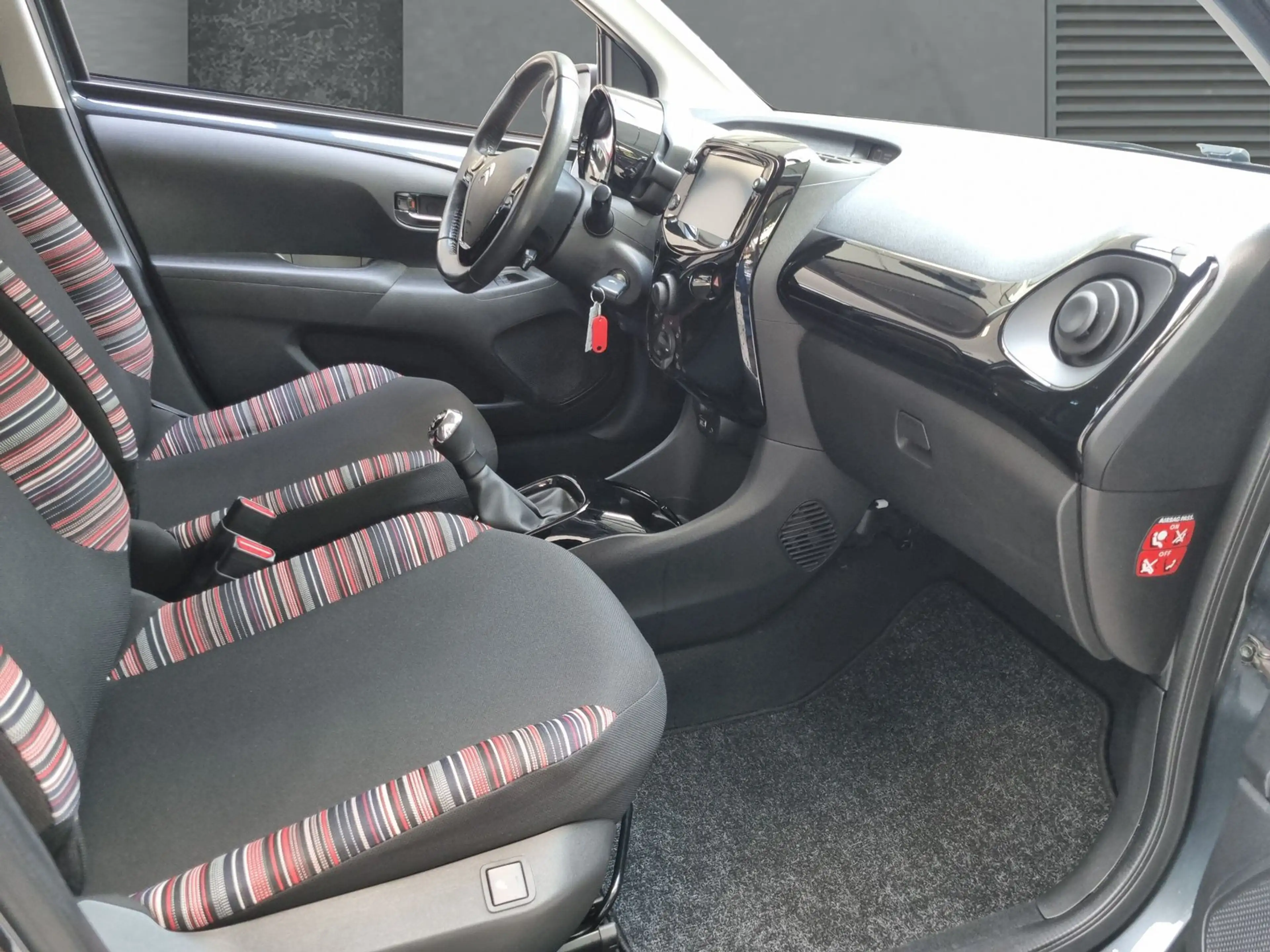 Citroen C1 1.0 VTi Airspace Shine e.Faltdach Carplay GSR — photo 15