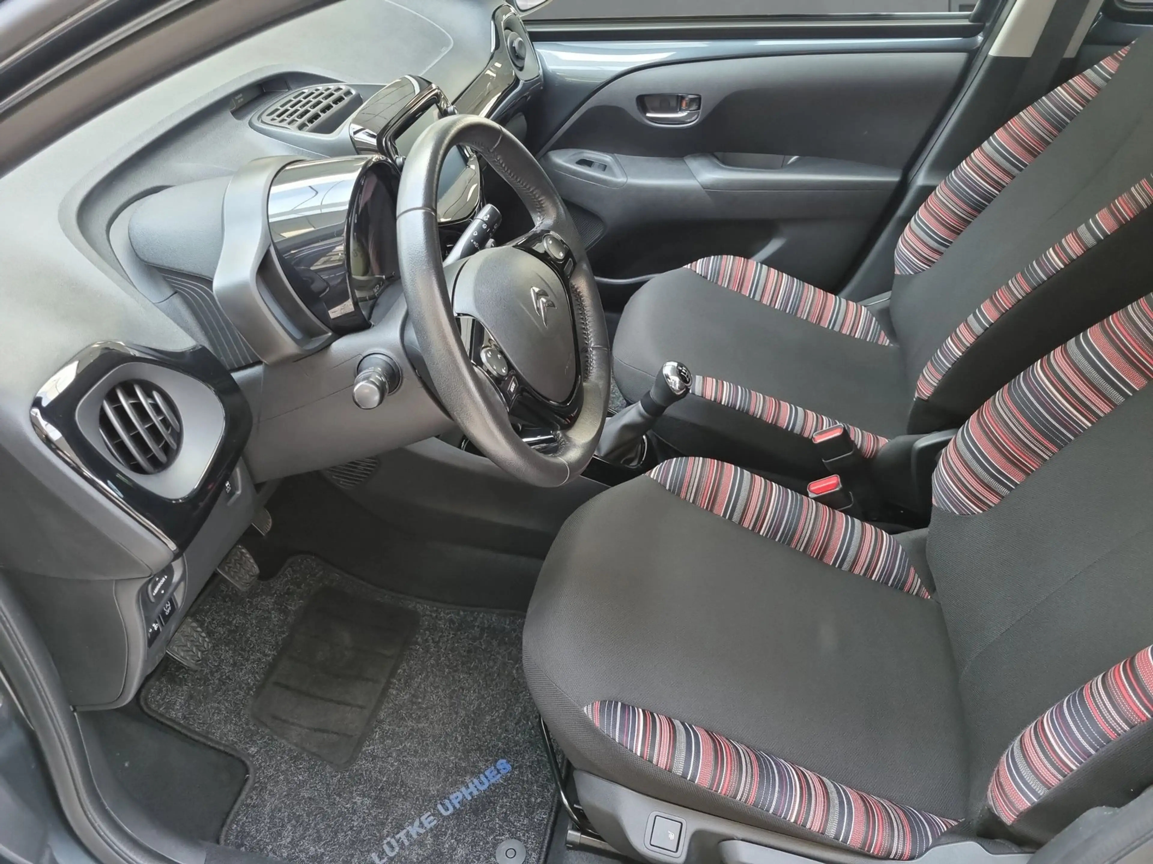 Citroen C1 1.0 VTi Airspace Shine e.Faltdach Carplay GSR — photo 7