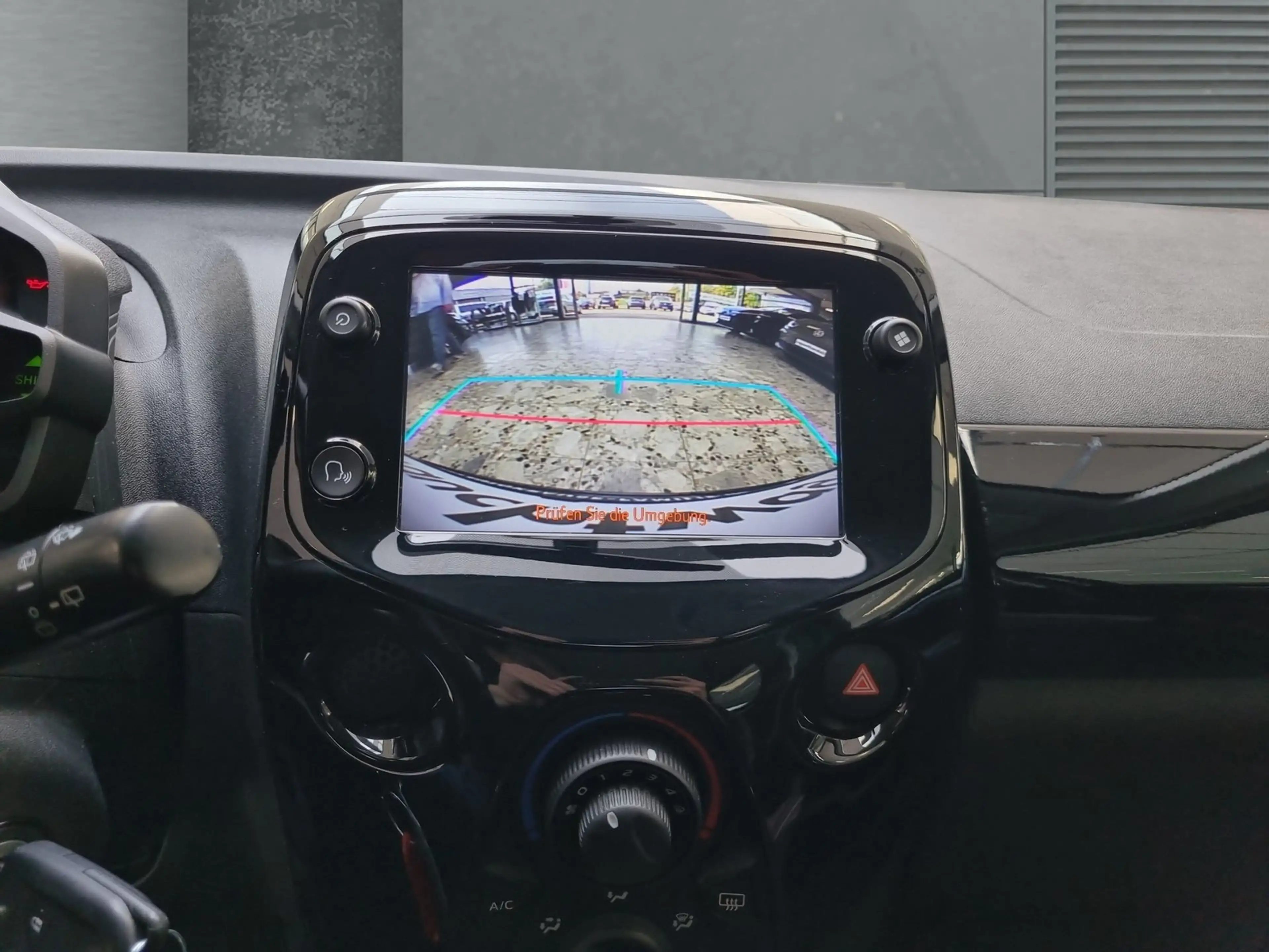 Citroen C1 1.0 VTi Airspace Shine e.Faltdach Carplay GSR — photo 11