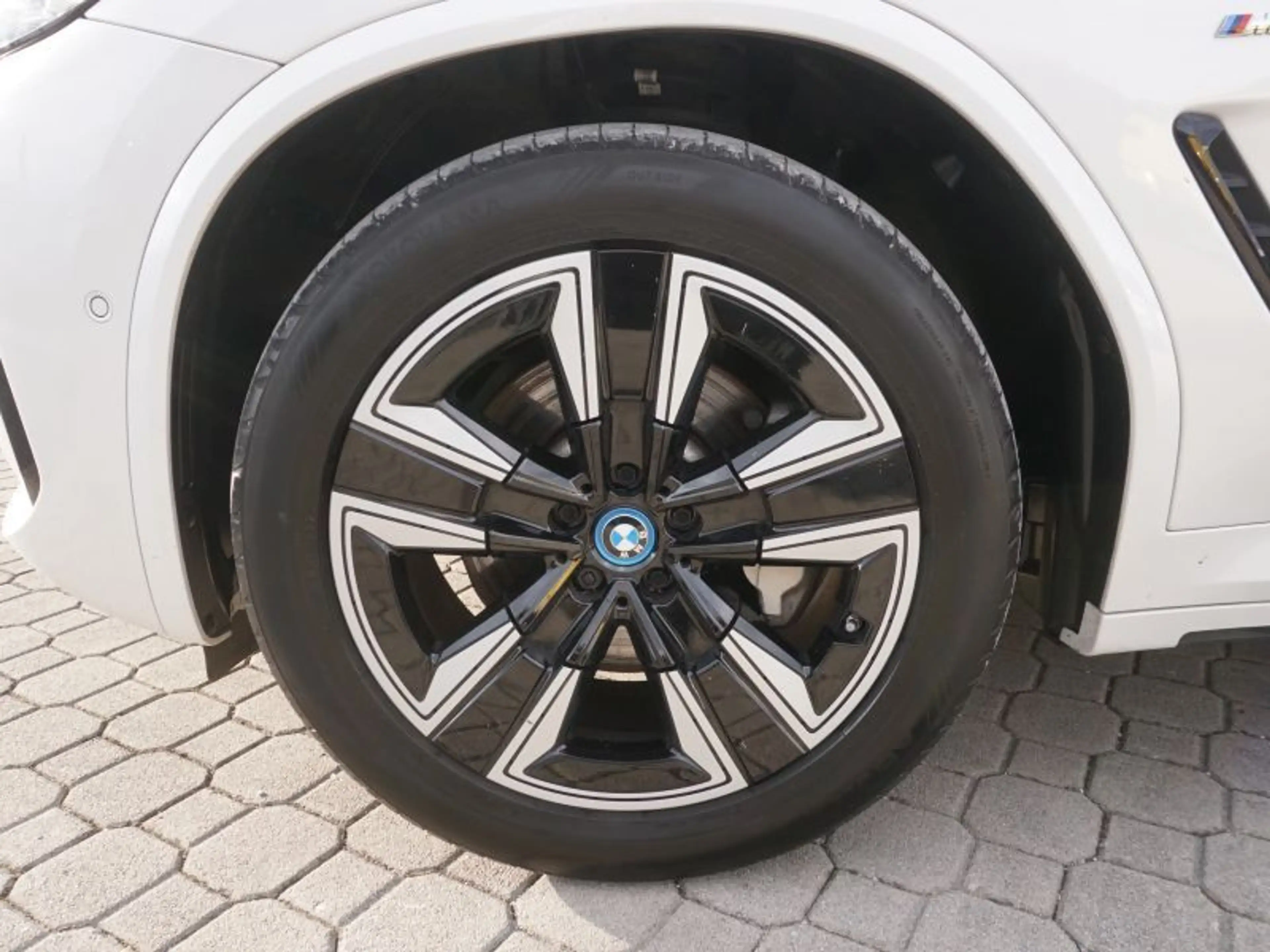 BMW iX3 Inspiring Aut. *M-SPORT* — photo 6
