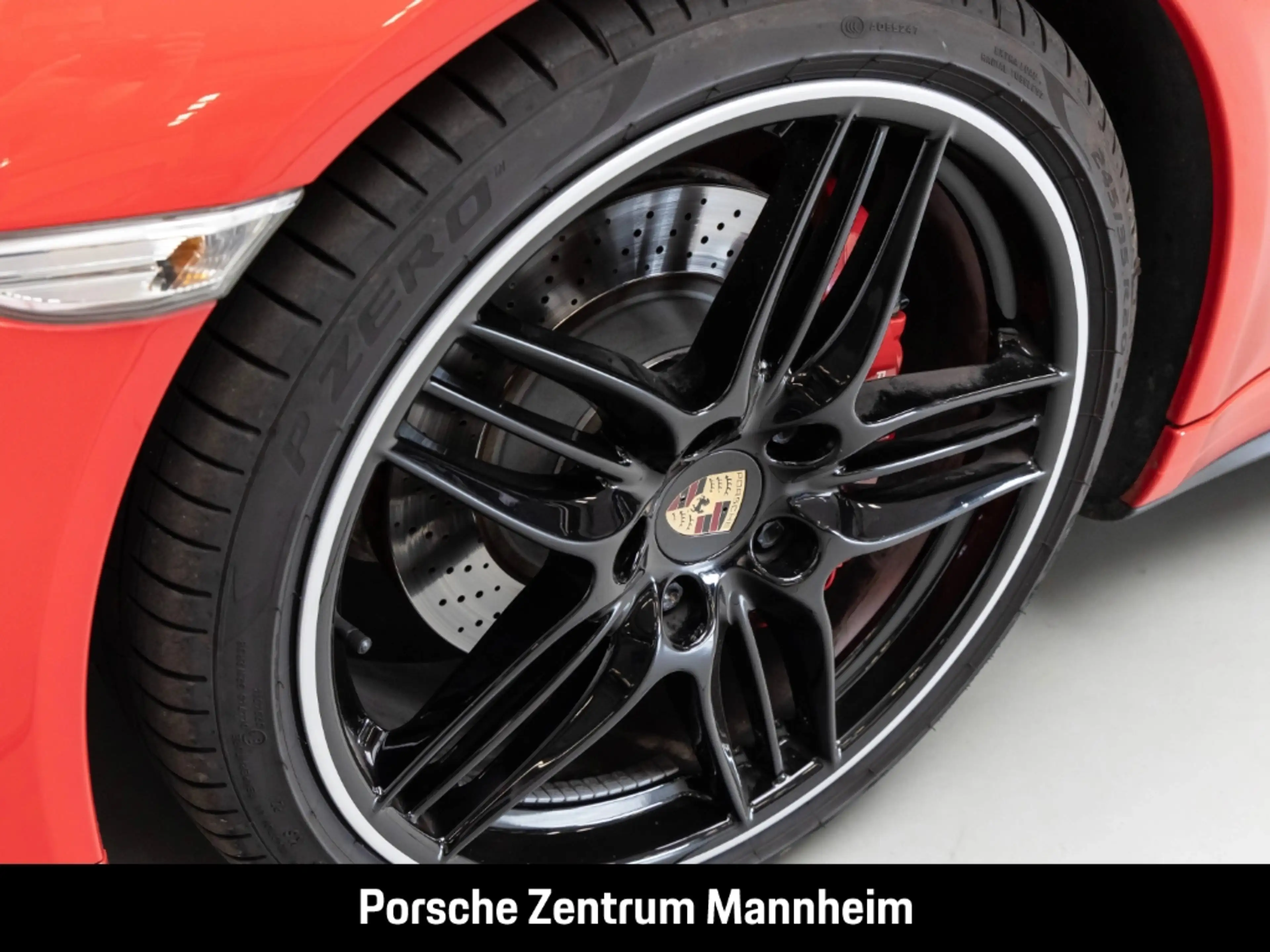 Porsche 991 -1 Carrera 4S Cabrio SportDesign Paket Sportabgas — photo 31