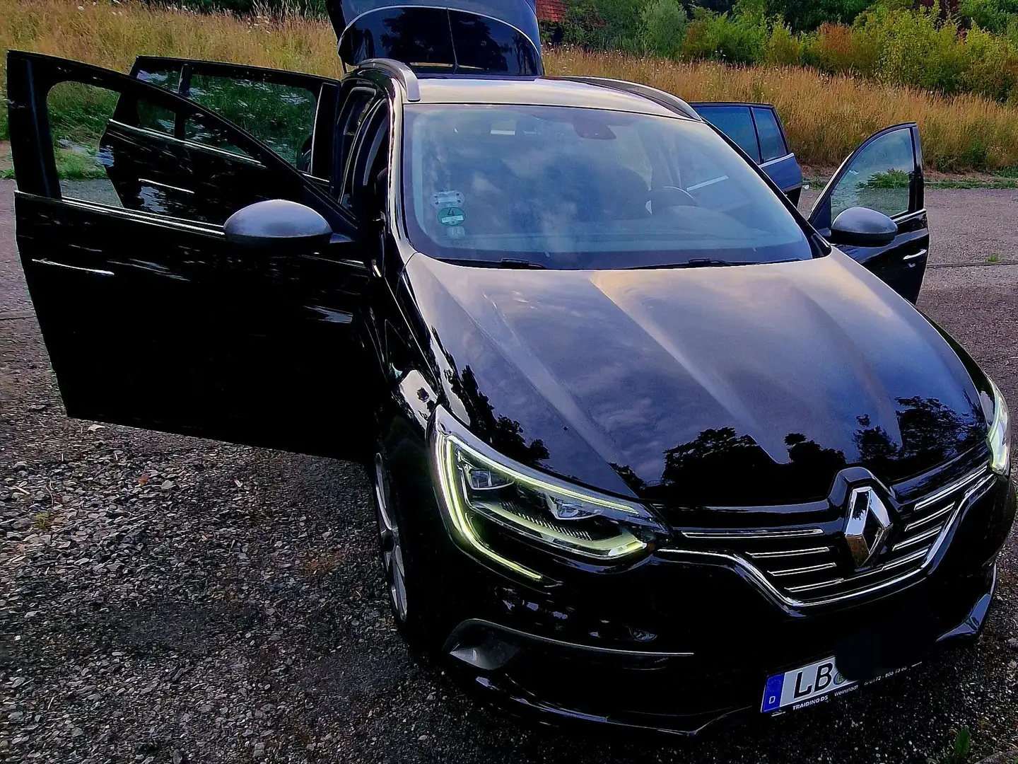Renault Megane Megane Grandtour Grandtour TCe 160 GPF EDC GT LINE Siyah - 1