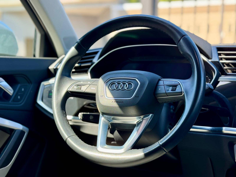 Audi Q3 35 TFSI AUTO CARPLAY PHARES LED GPS CAPTEURS — photo 11