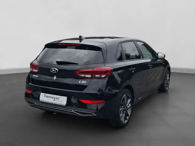 Hyundai I30 view 3