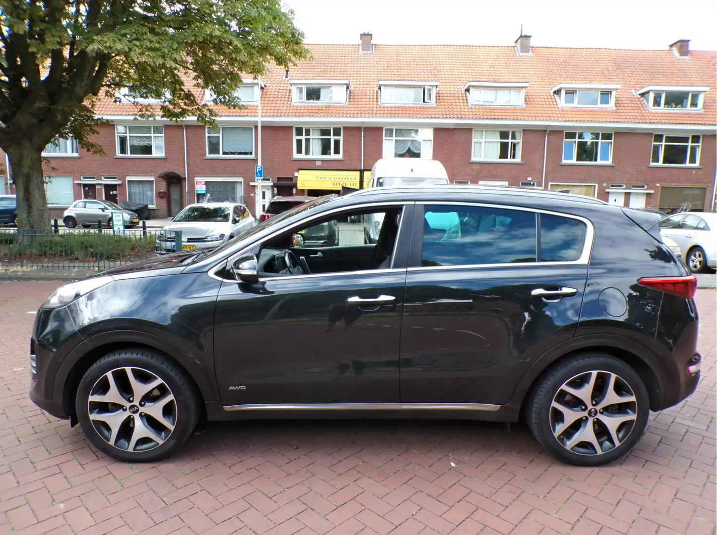 Kia Sportage 1.6 T-GDI 4WD GT-Line ELECTRISCH PANORAMADAK/AUTOM Zwart - 2
