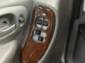 Chrysler Voyager 3.3i V6 SE Luxe | Leder | Automaat | Elektr. Schui Grau - thumbnail 9