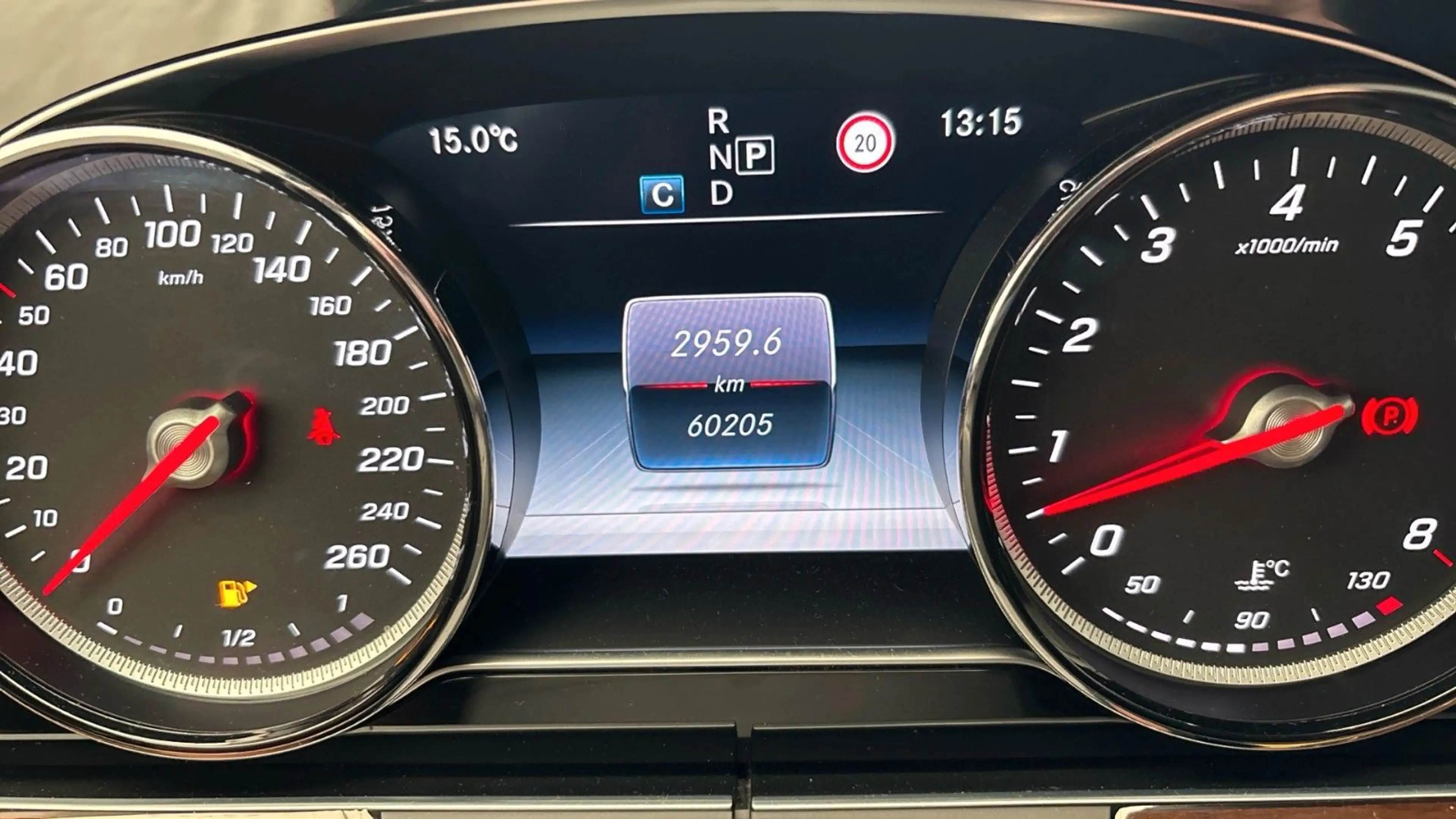 Mercedes-Benz E 400 4Matic Limousine *HEADUP|360°|KEYLESSGO* — photo 8