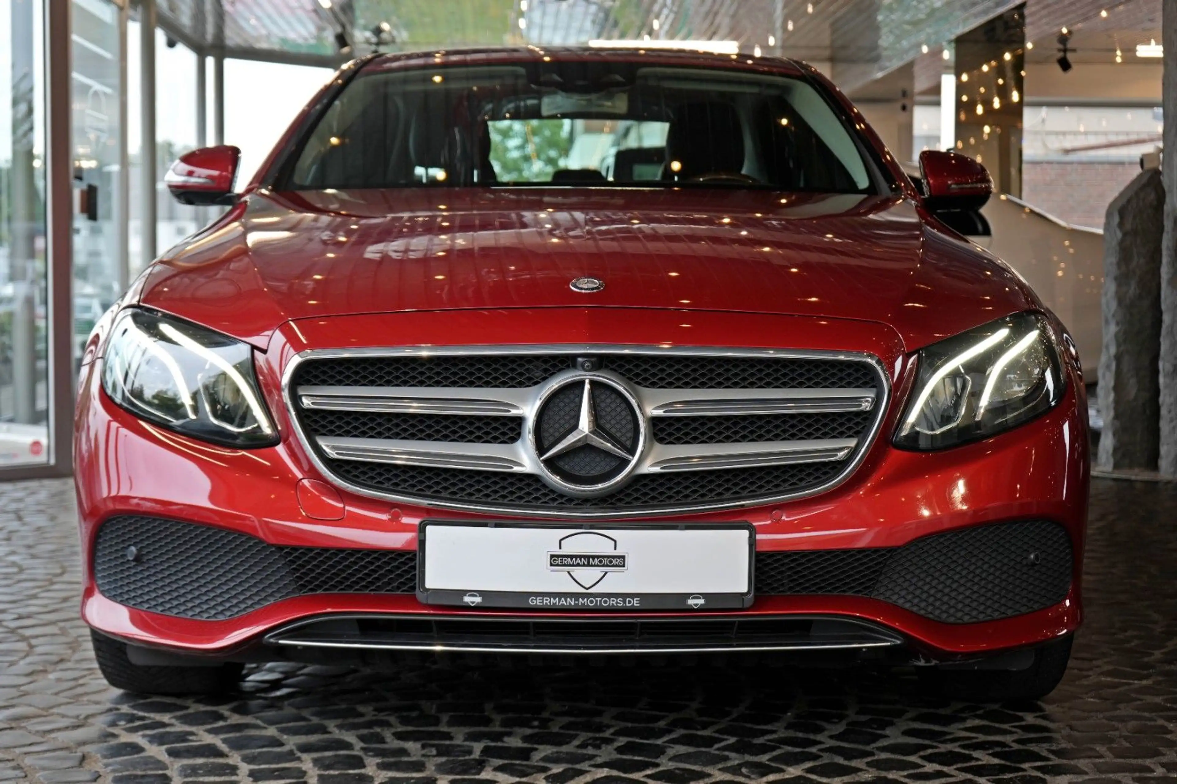 Mercedes-Benz E 400 4Matic Limousine *HEADUP|360°|KEYLESSGO* — photo 8